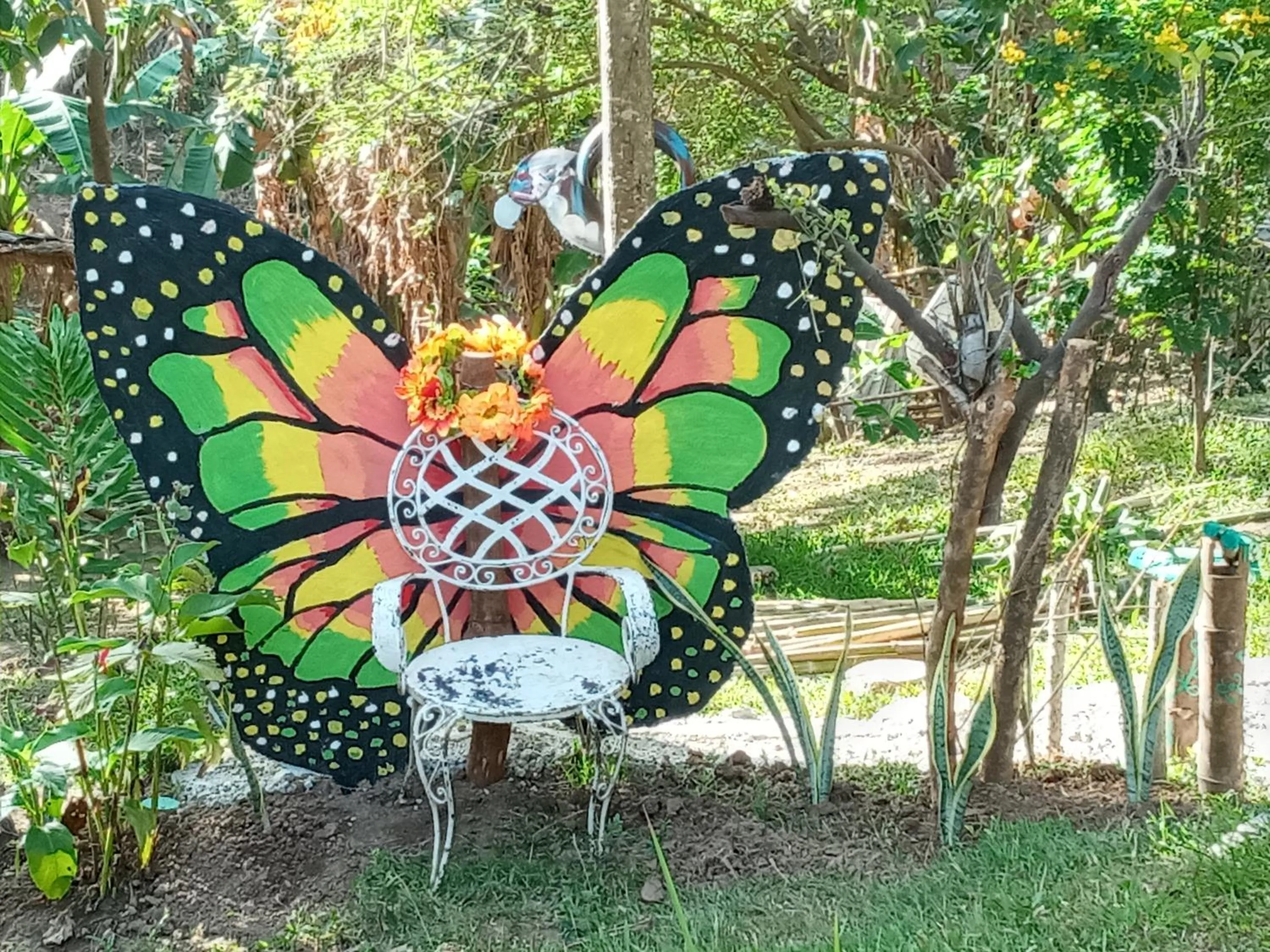 Raw Camping at Camping Paradise Singalong Mountain Garden