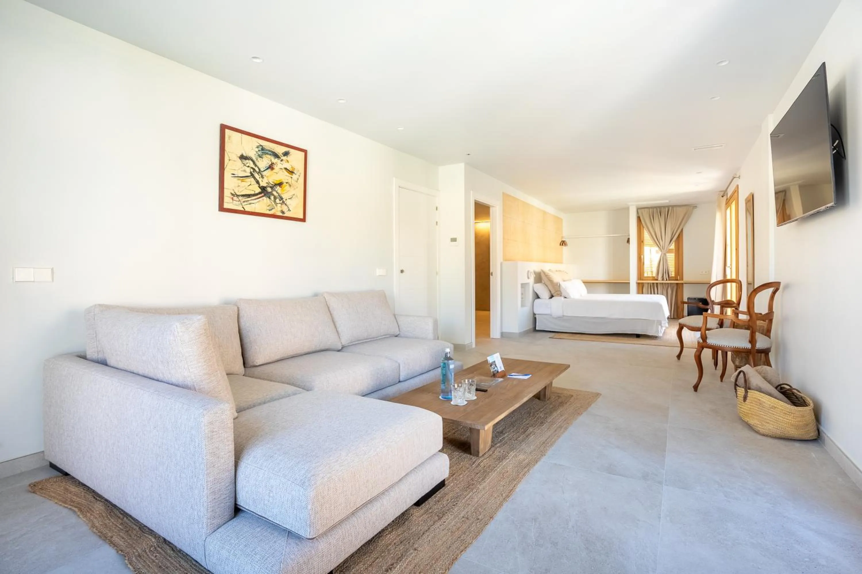 Communal lounge/ TV room, Bed in Hotel Boutique Can Pocovi