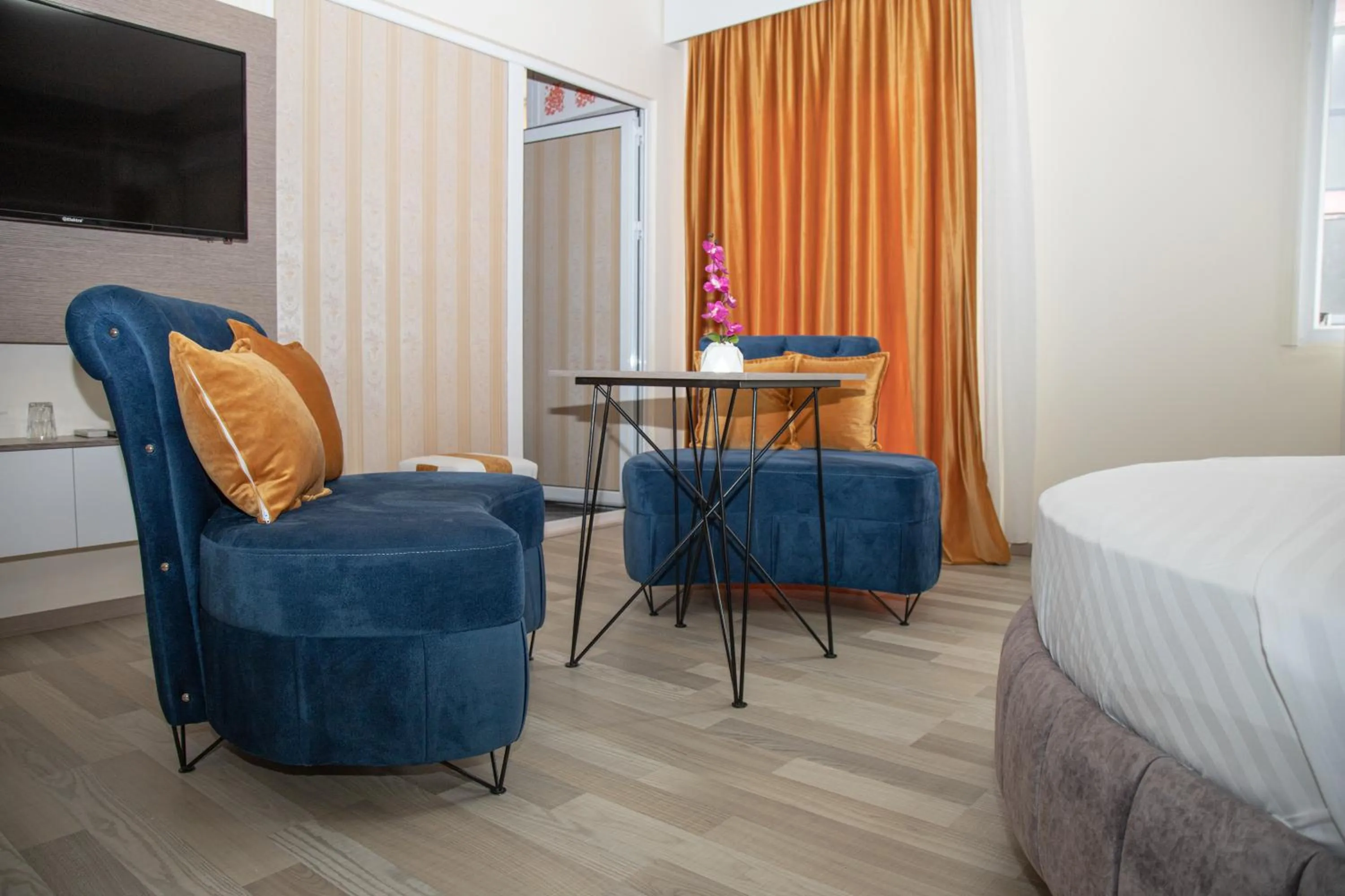 Bed in Hotel Number One