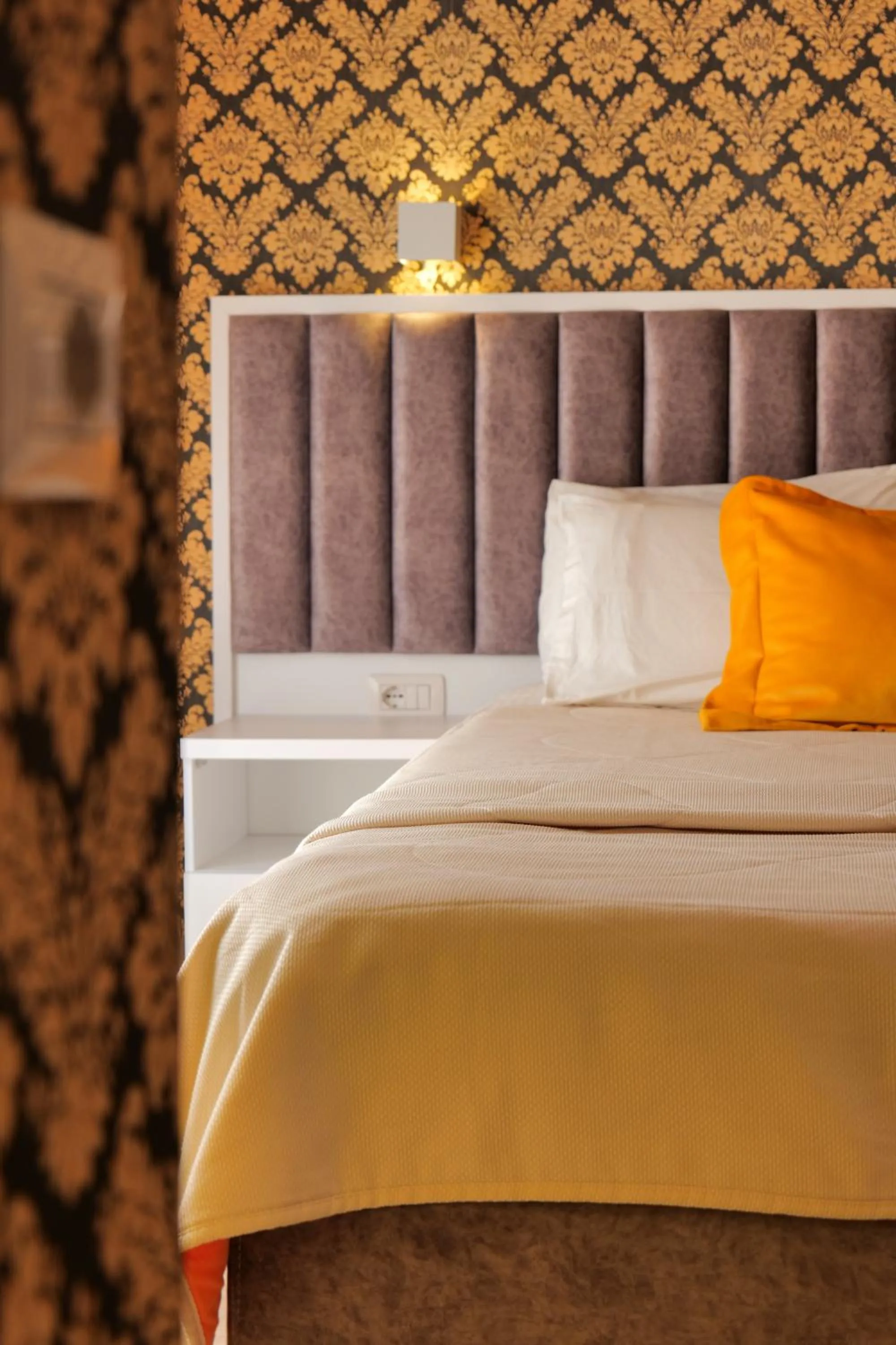 Bed in Hotel Number One