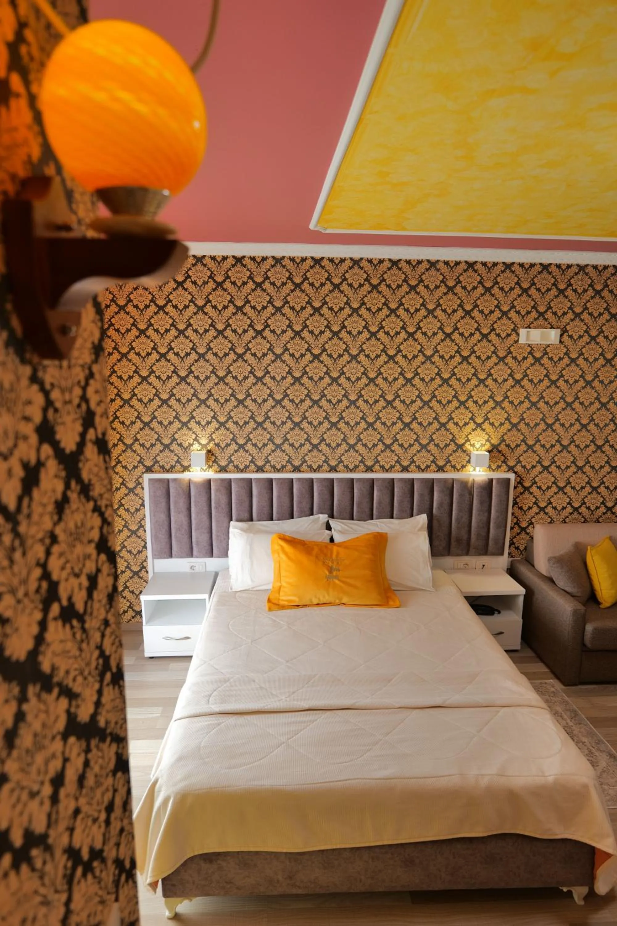 Bed in Hotel Number One