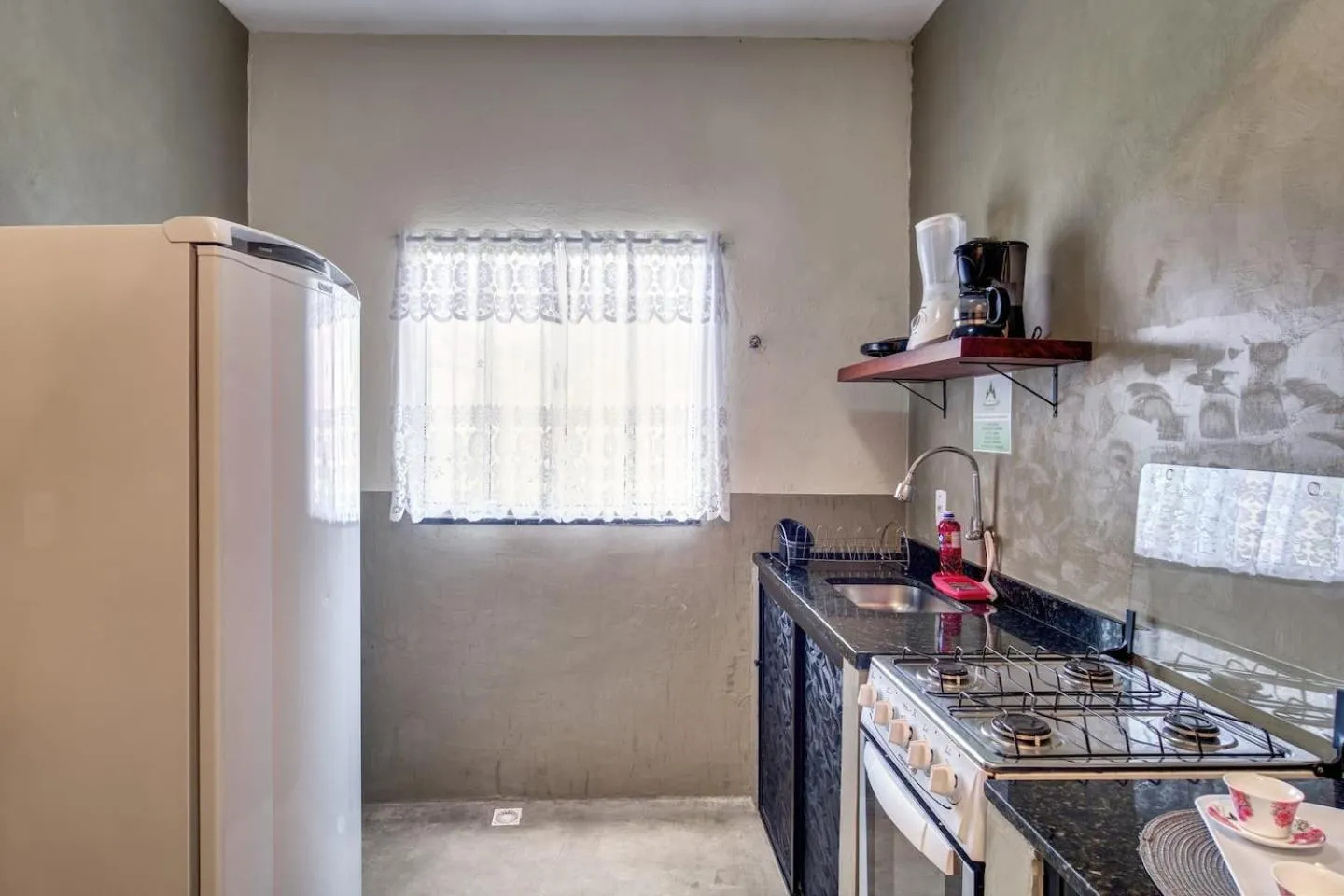 Kitchen or kitchenette in Pousada Entre Folhas