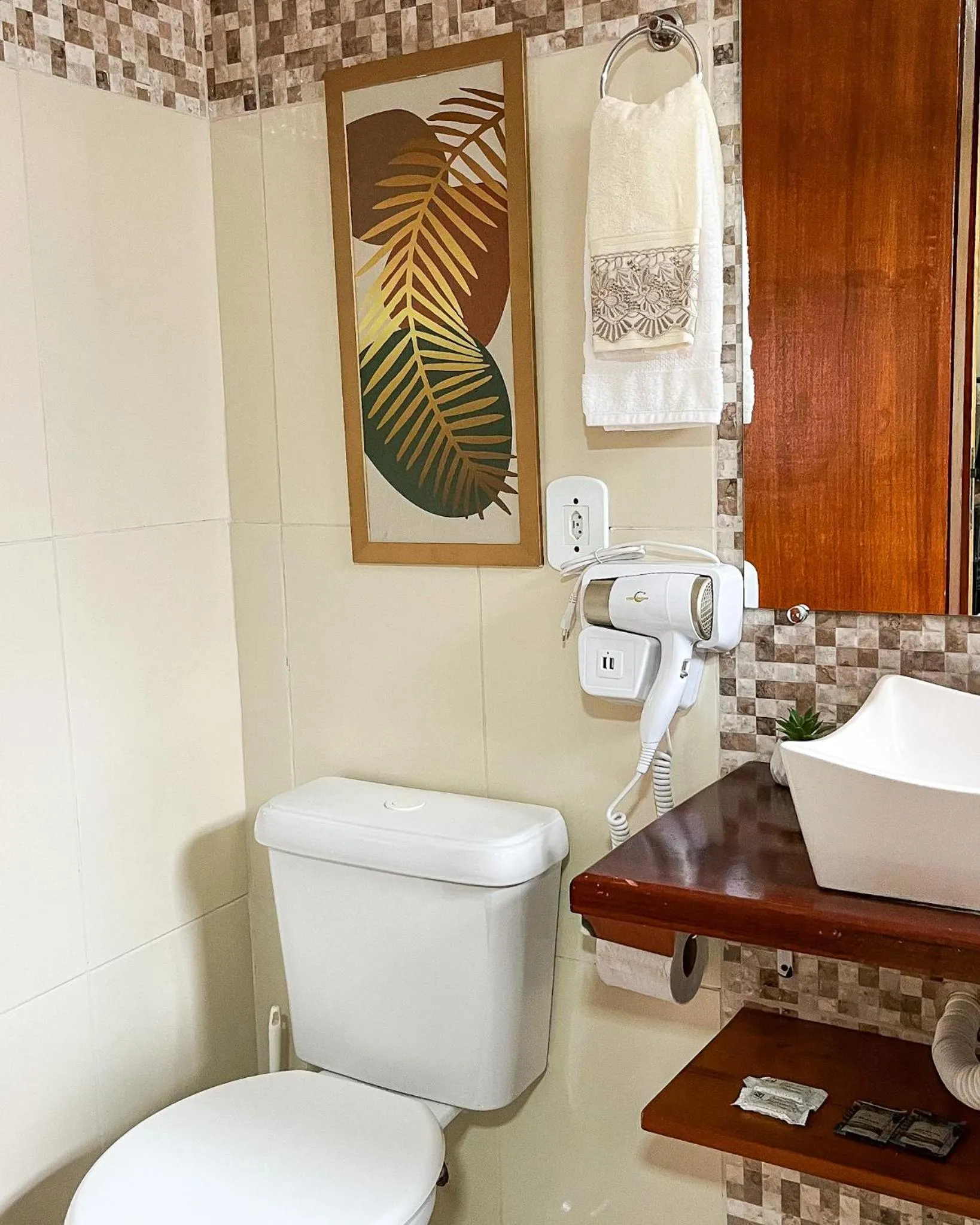 Toilet in Pousada Entre Folhas