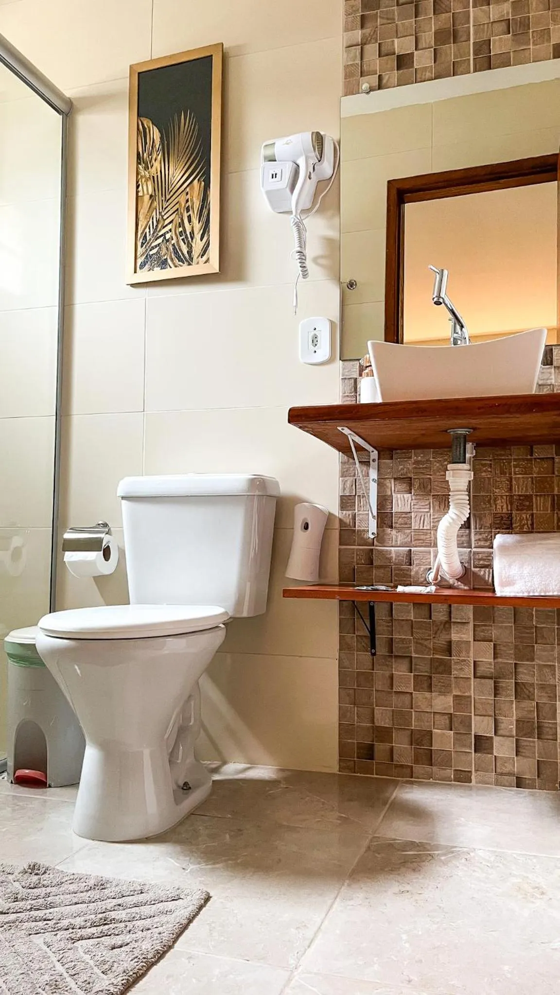 Toilet in Pousada Entre Folhas