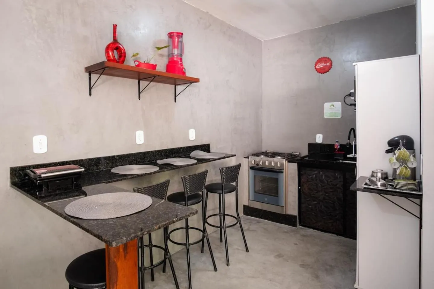 Kitchen or kitchenette in Pousada Entre Folhas