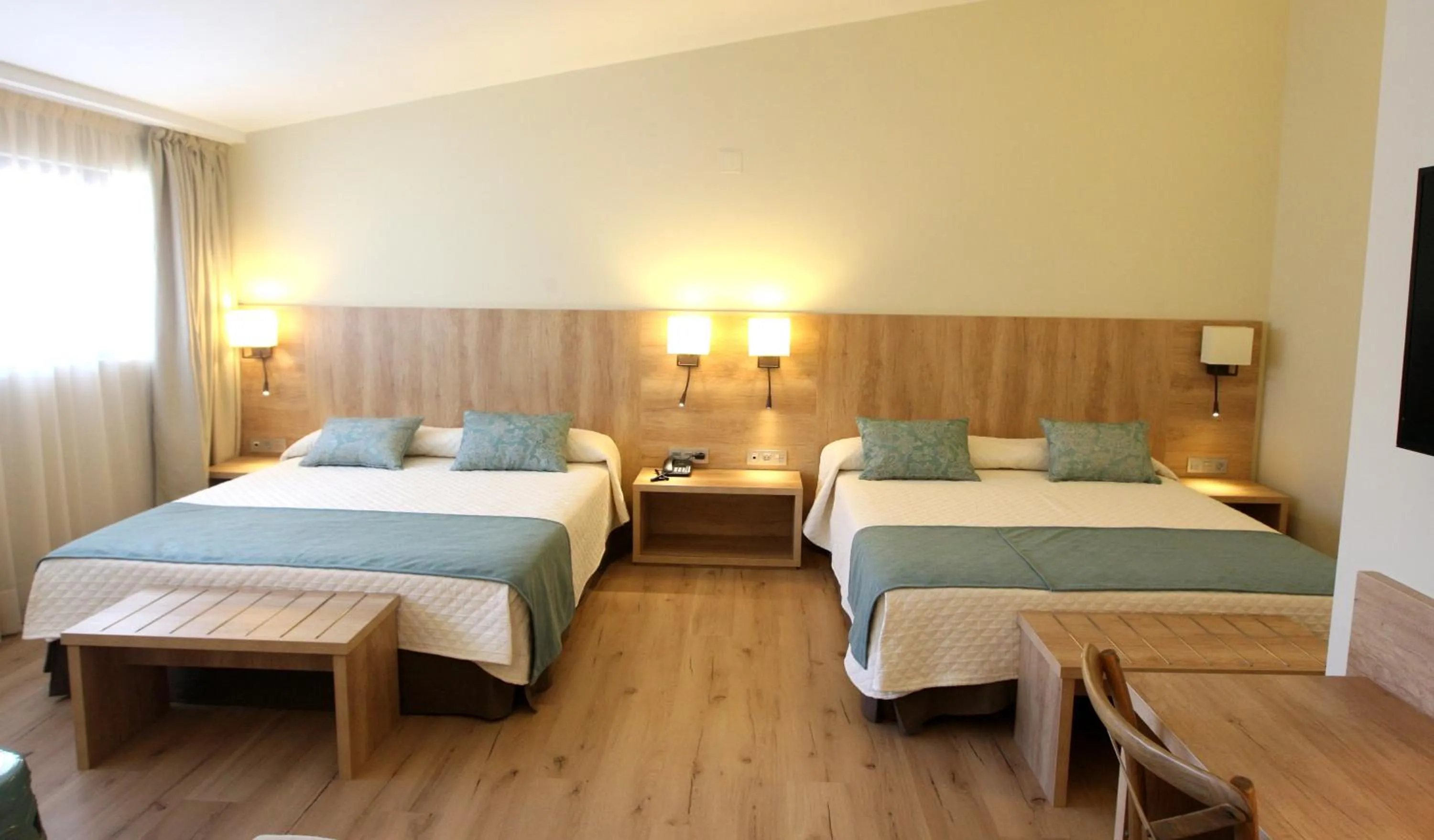 Bed in Hotel & Spa Real Villa Anayet