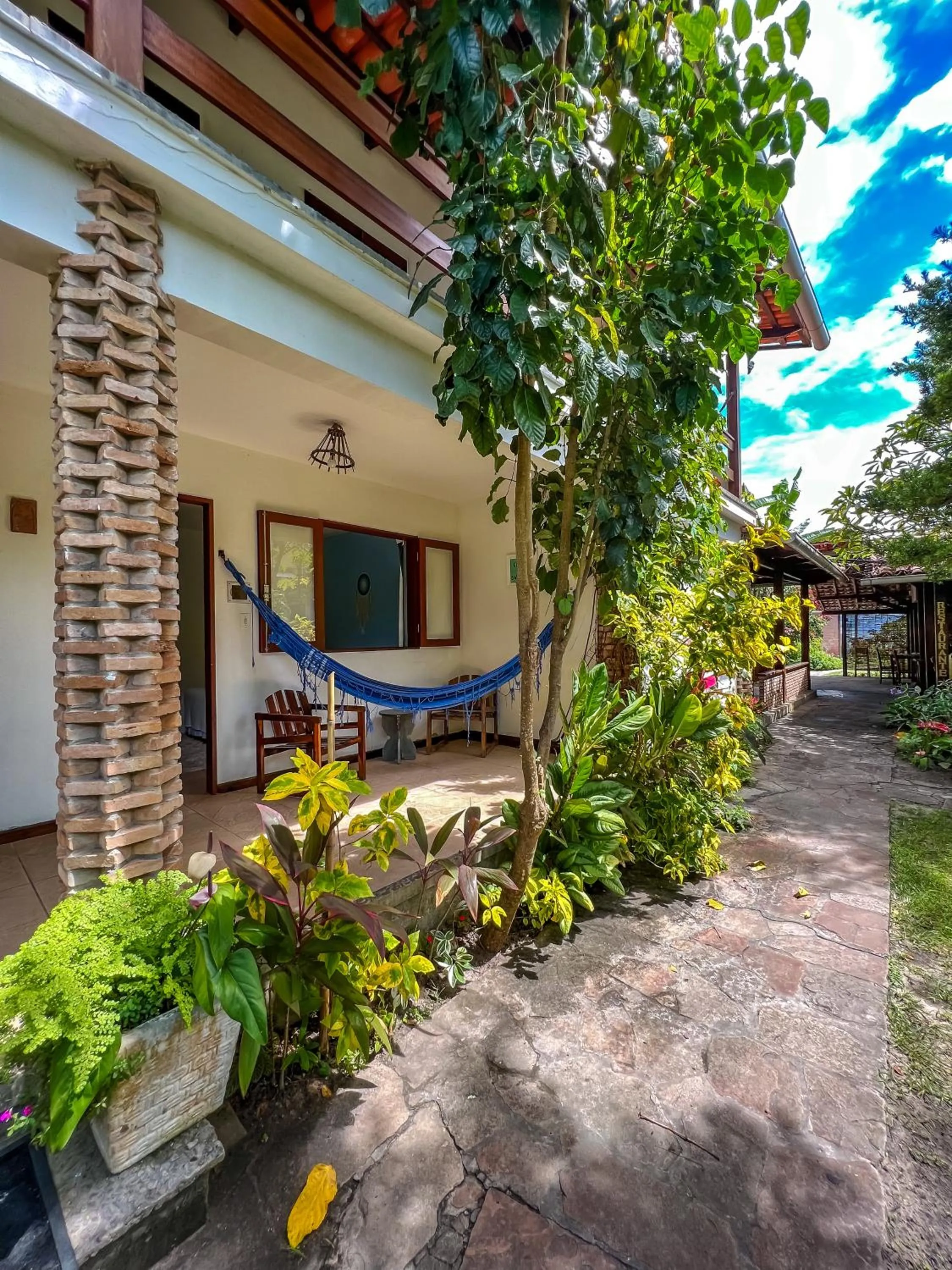 Garden in Chez Max Pousada