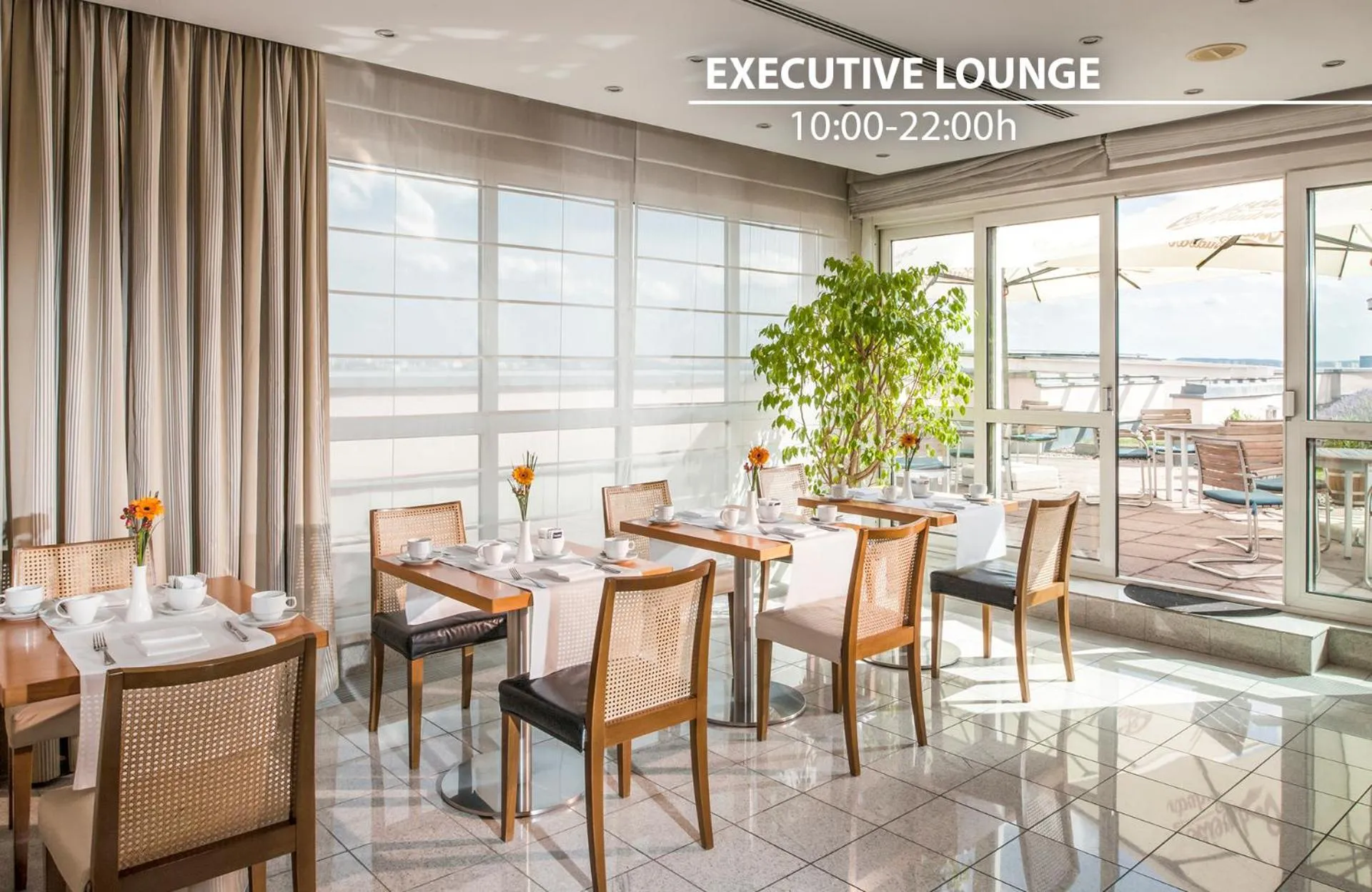 Lounge or bar in Don Giovanni Hotel Prague - Great Hotels of The World