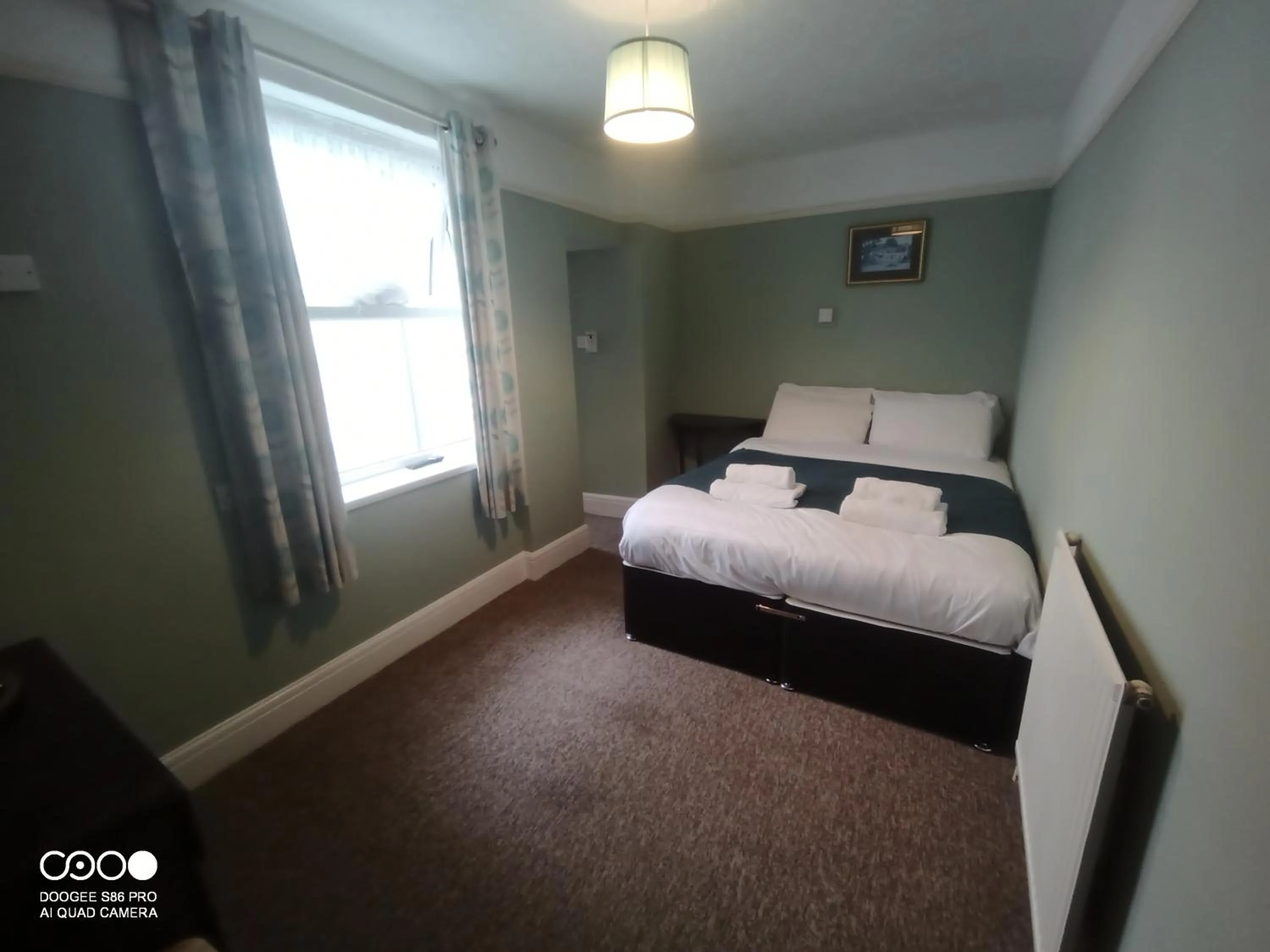 Photo of the whole room in The Maycliffe Hotel