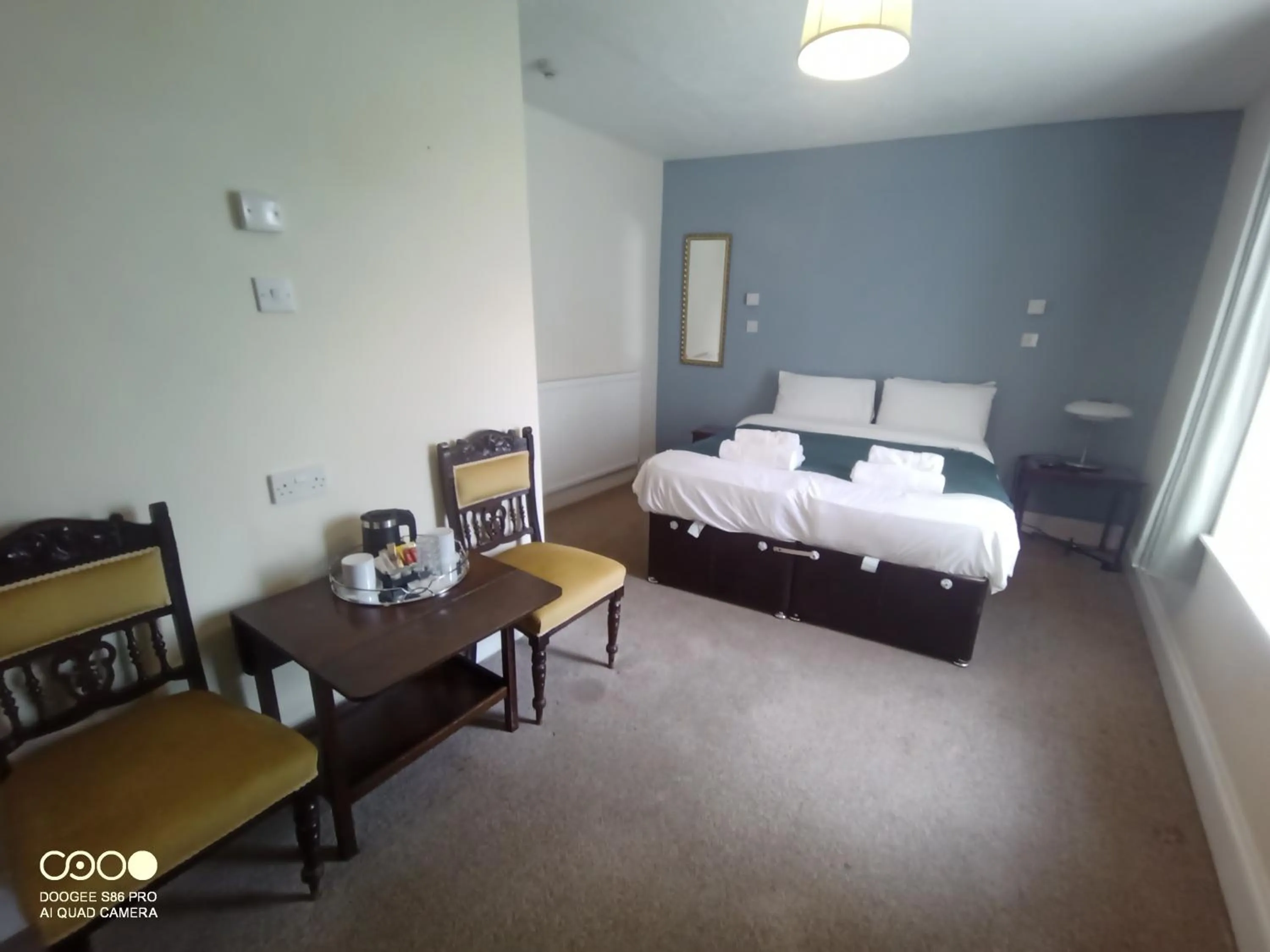 Photo of the whole room in The Maycliffe Hotel