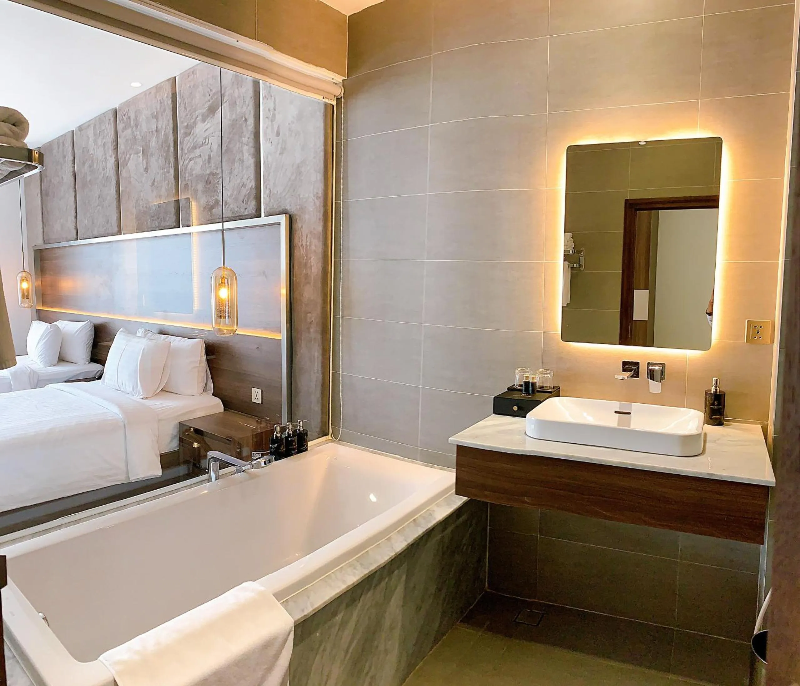 Bed in CHAU KHUONG HOTEL