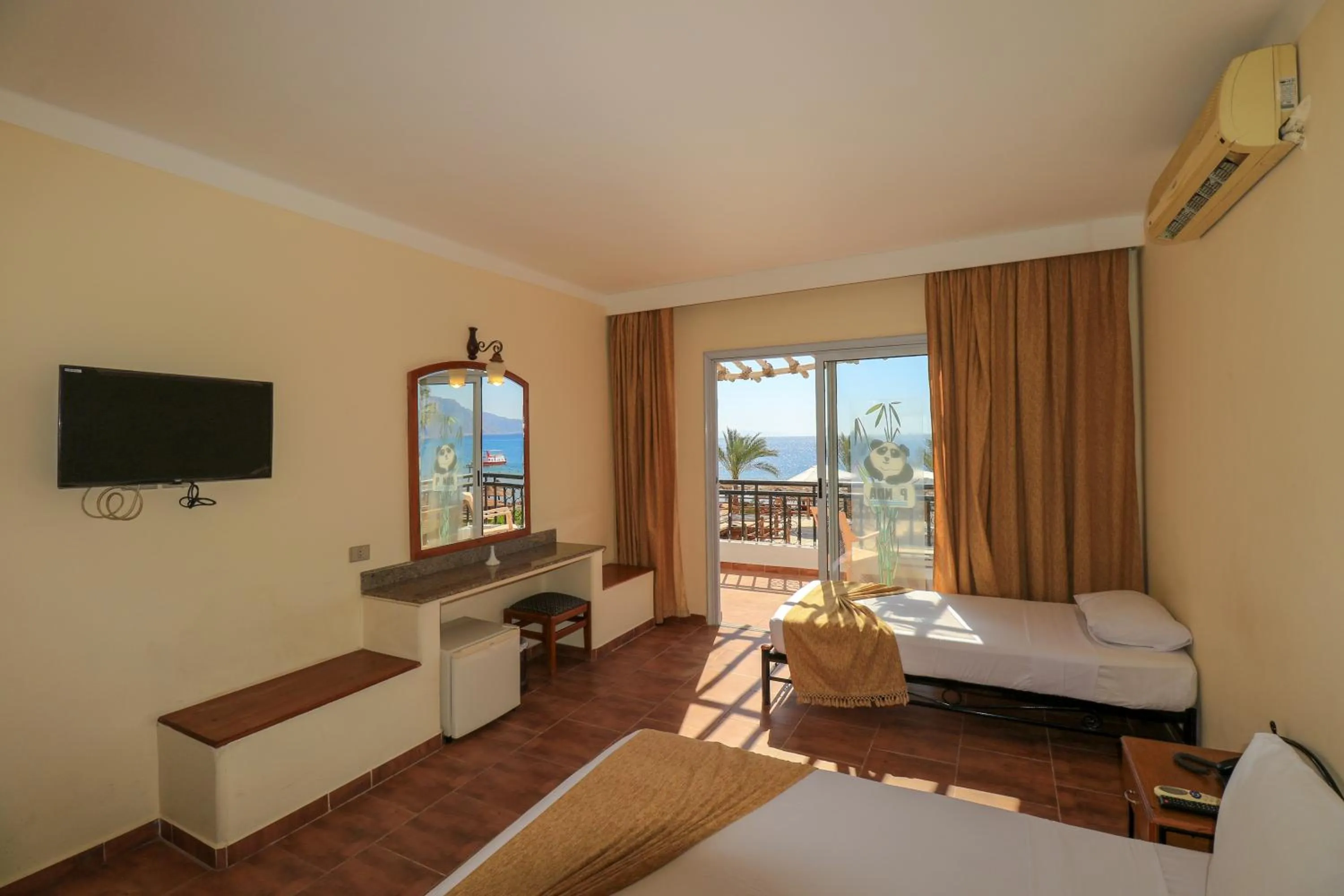 Photo of the whole room in Panda resort