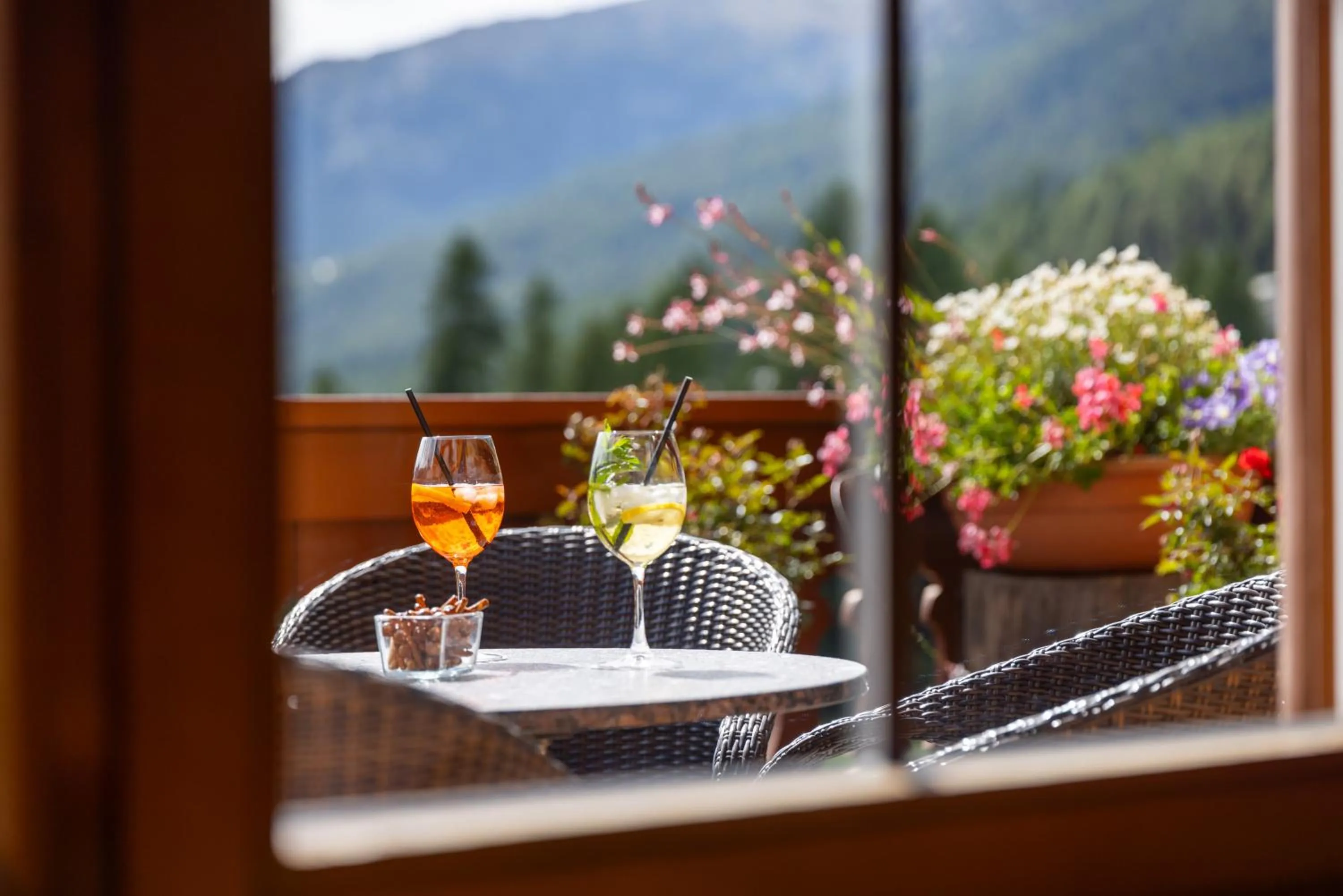 Balcony/Terrace in Hotel Chesa Spuondas