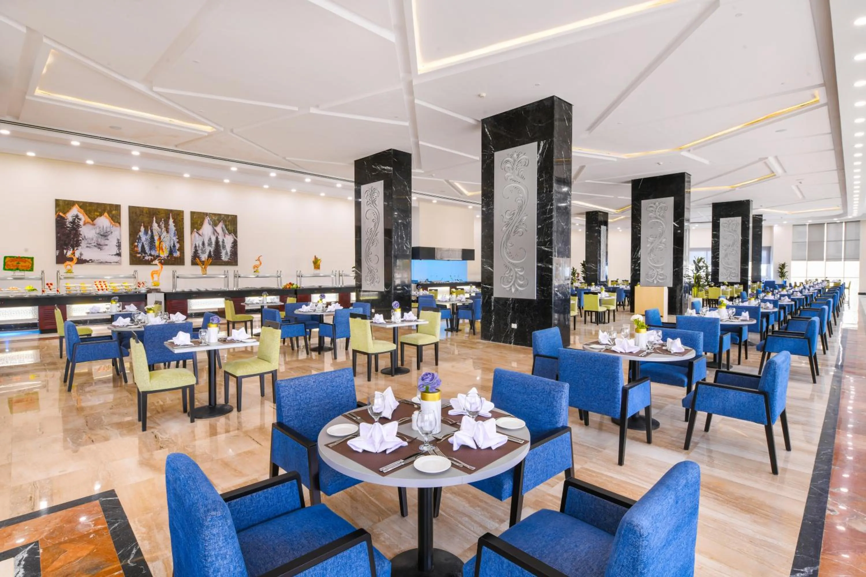 Restaurant/places to eat in Tolip Gardens Hotel