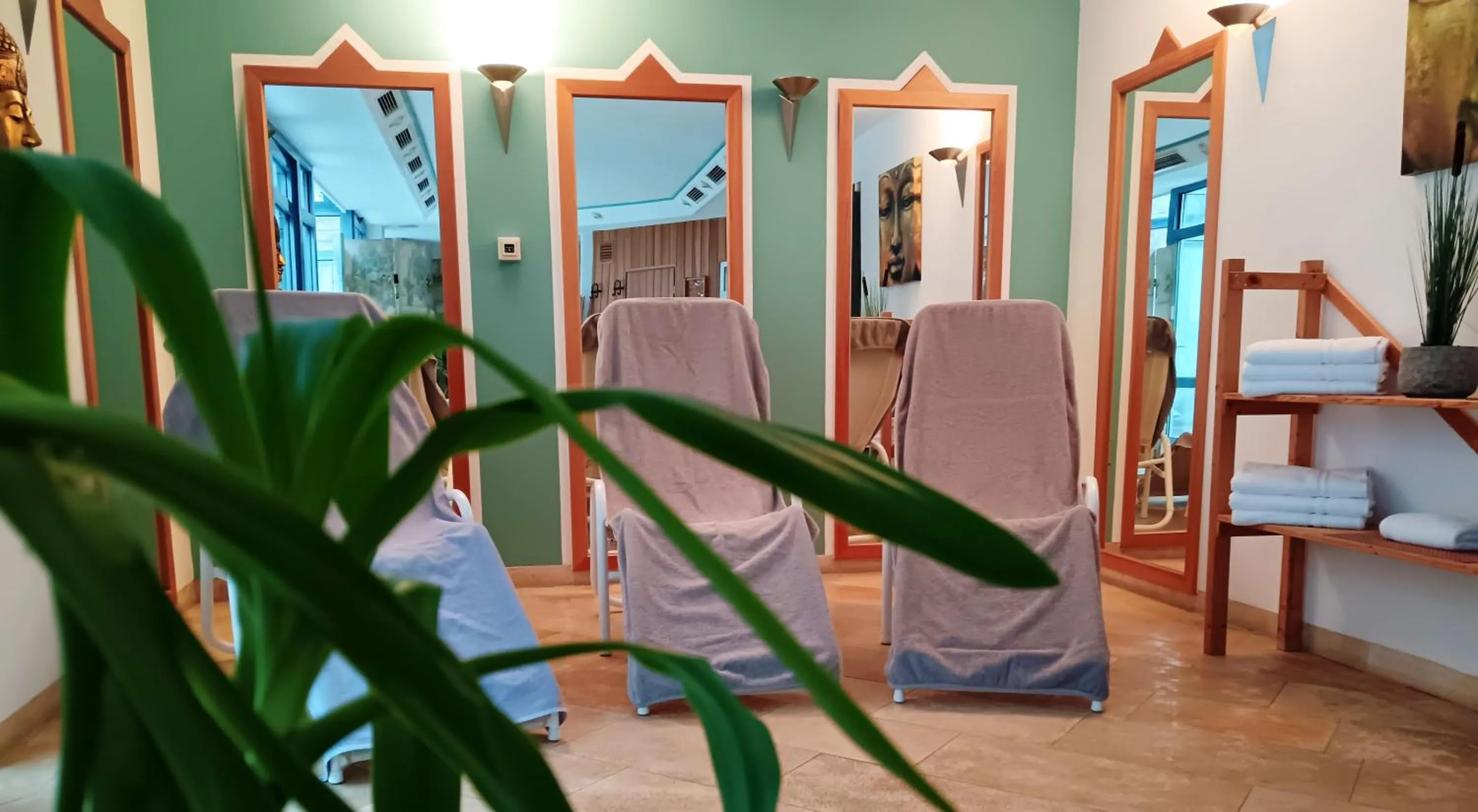 Spa and wellness centre/facilities, Bed in Behringers Freizeit - und Tagungshotel