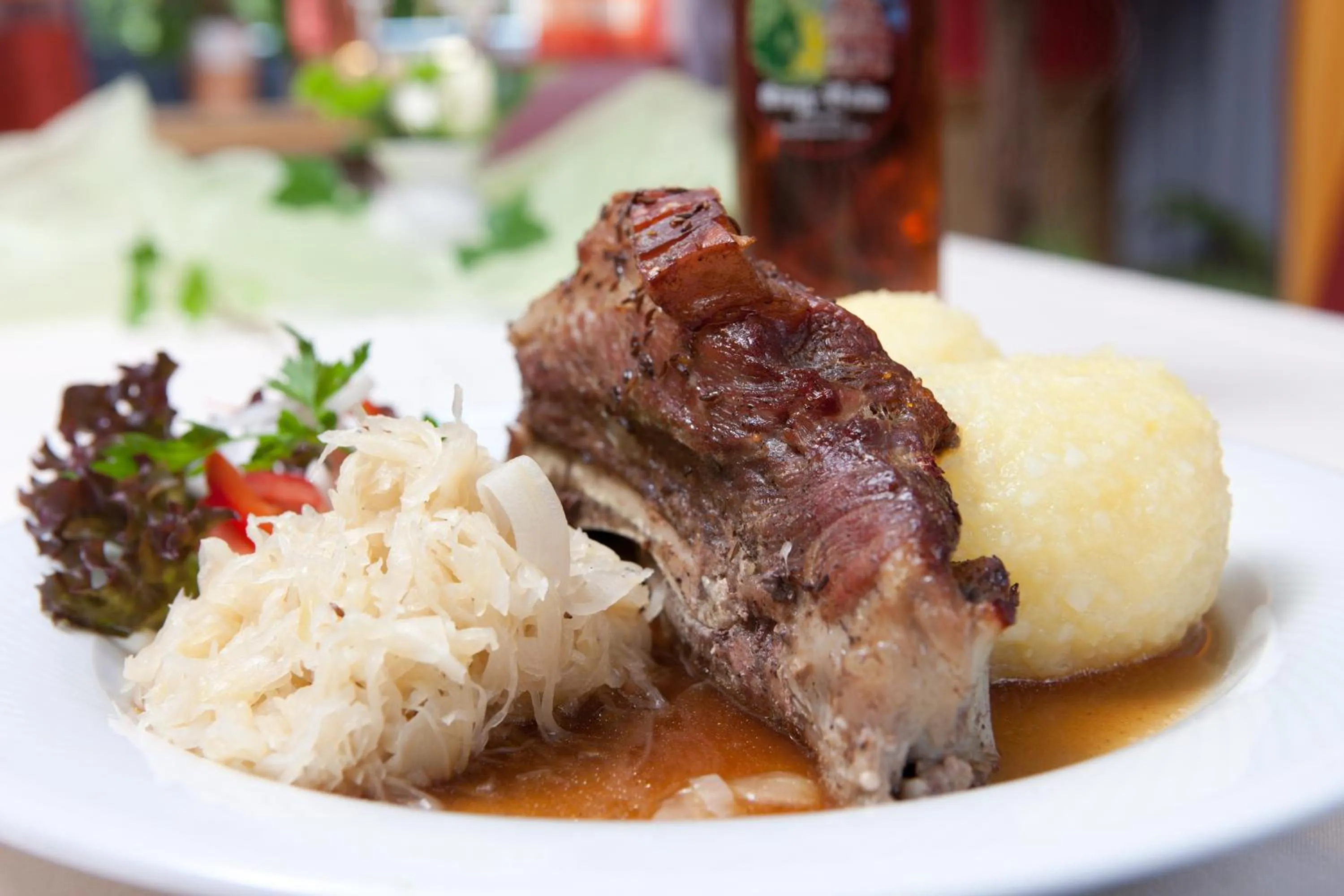 Restaurant/places to eat in Behringers Freizeit - und Tagungshotel