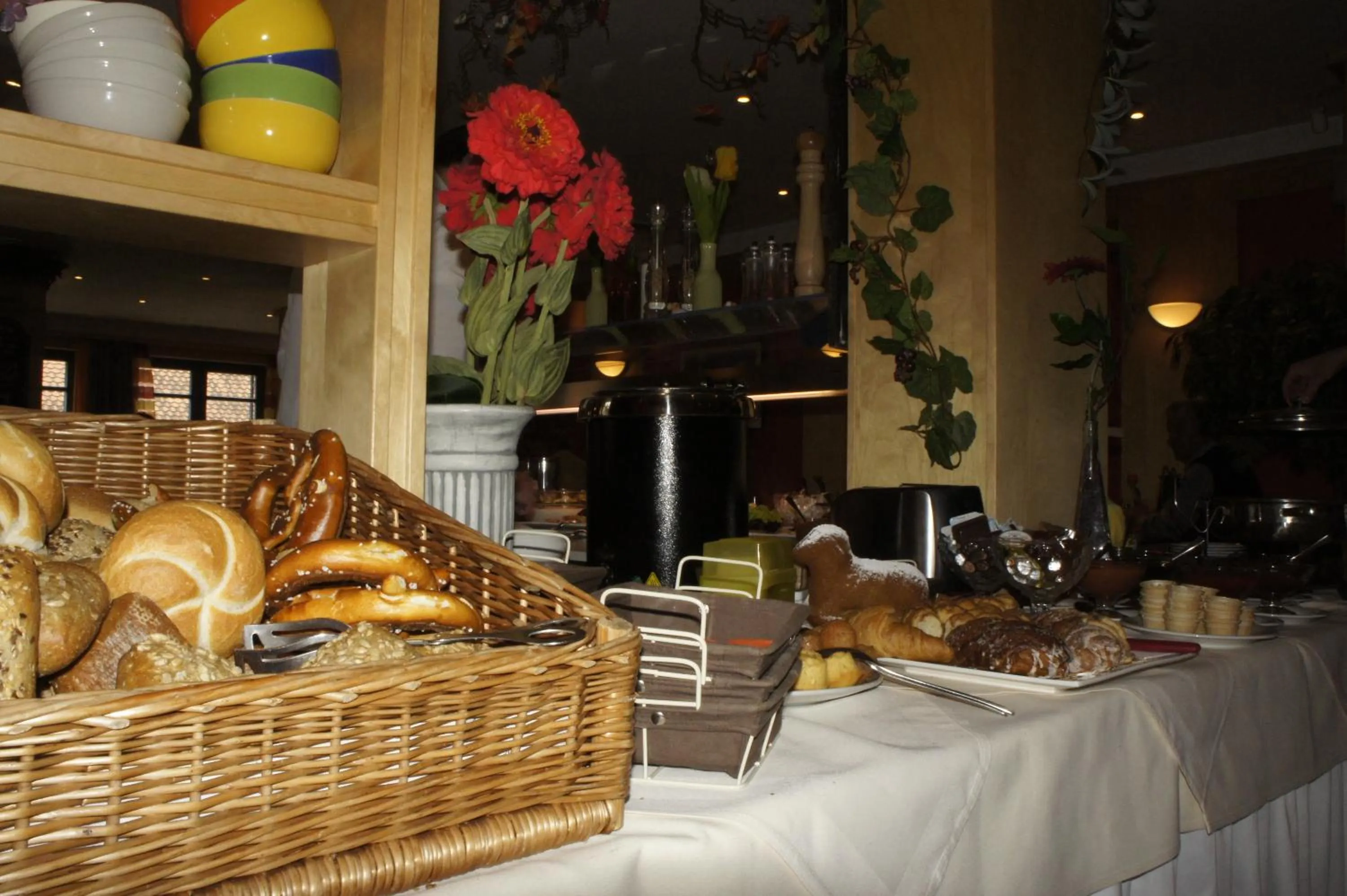 Food and drinks in Behringers Freizeit - und Tagungshotel