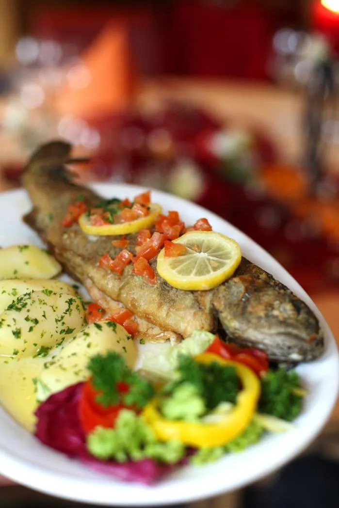 Food in Behringers Freizeit - und Tagungshotel