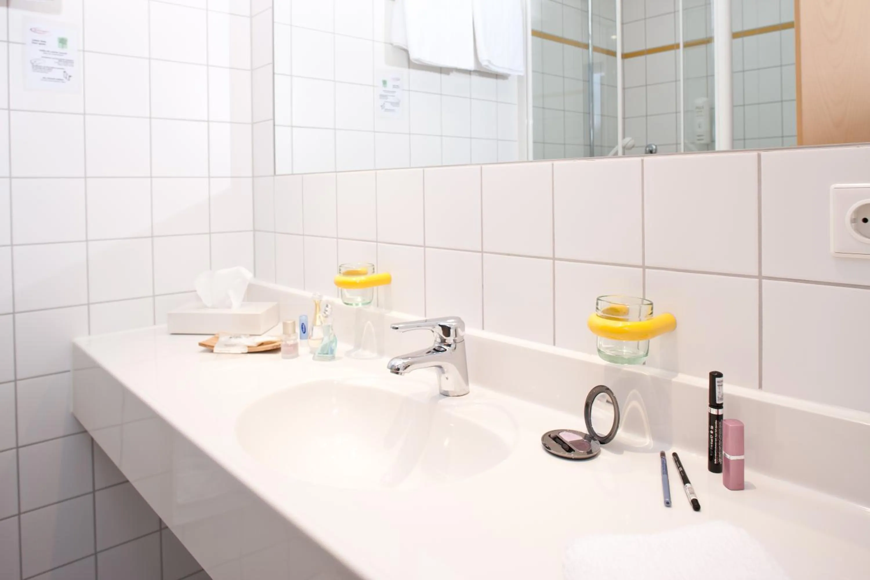 Bathroom in Behringers Freizeit - und Tagungshotel