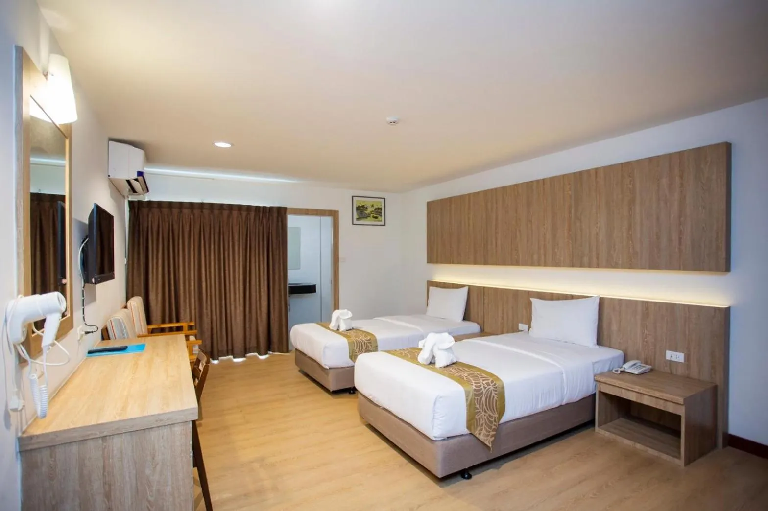 Bedroom in Sea Paradise Hotel Sattahip