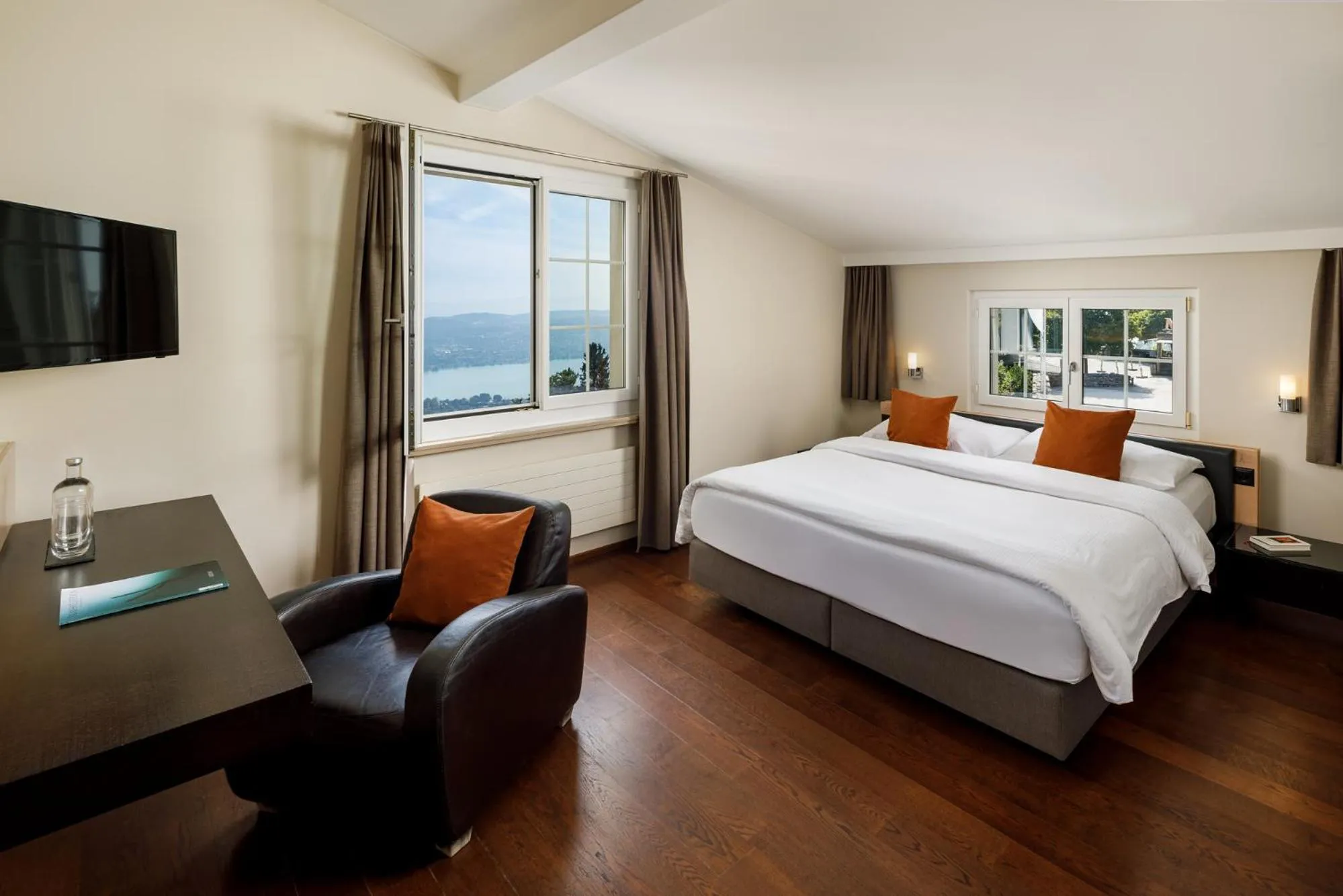 Bed in Hotel UTO KULM car-free hideaway in Zurich