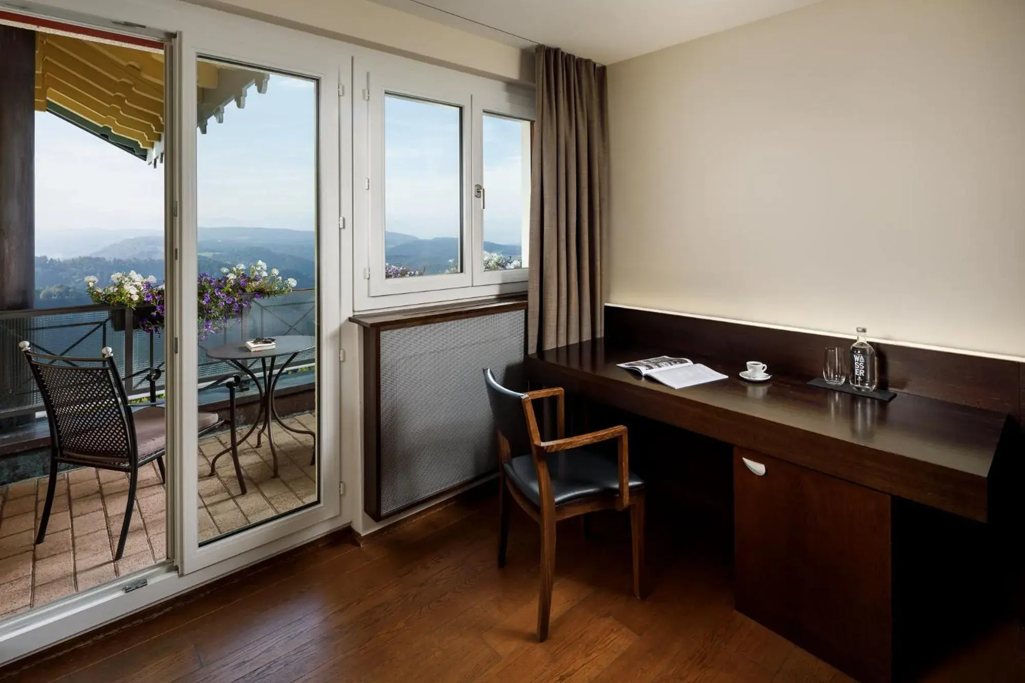 Panorama Room Lake and Mountain View with Balcony in Hotel UTO KULM car-free hideaway in Zurich Panorama Room Lake and Mountain View with Balcony in Hotel UTO KULM car-free hideaway in Zurich