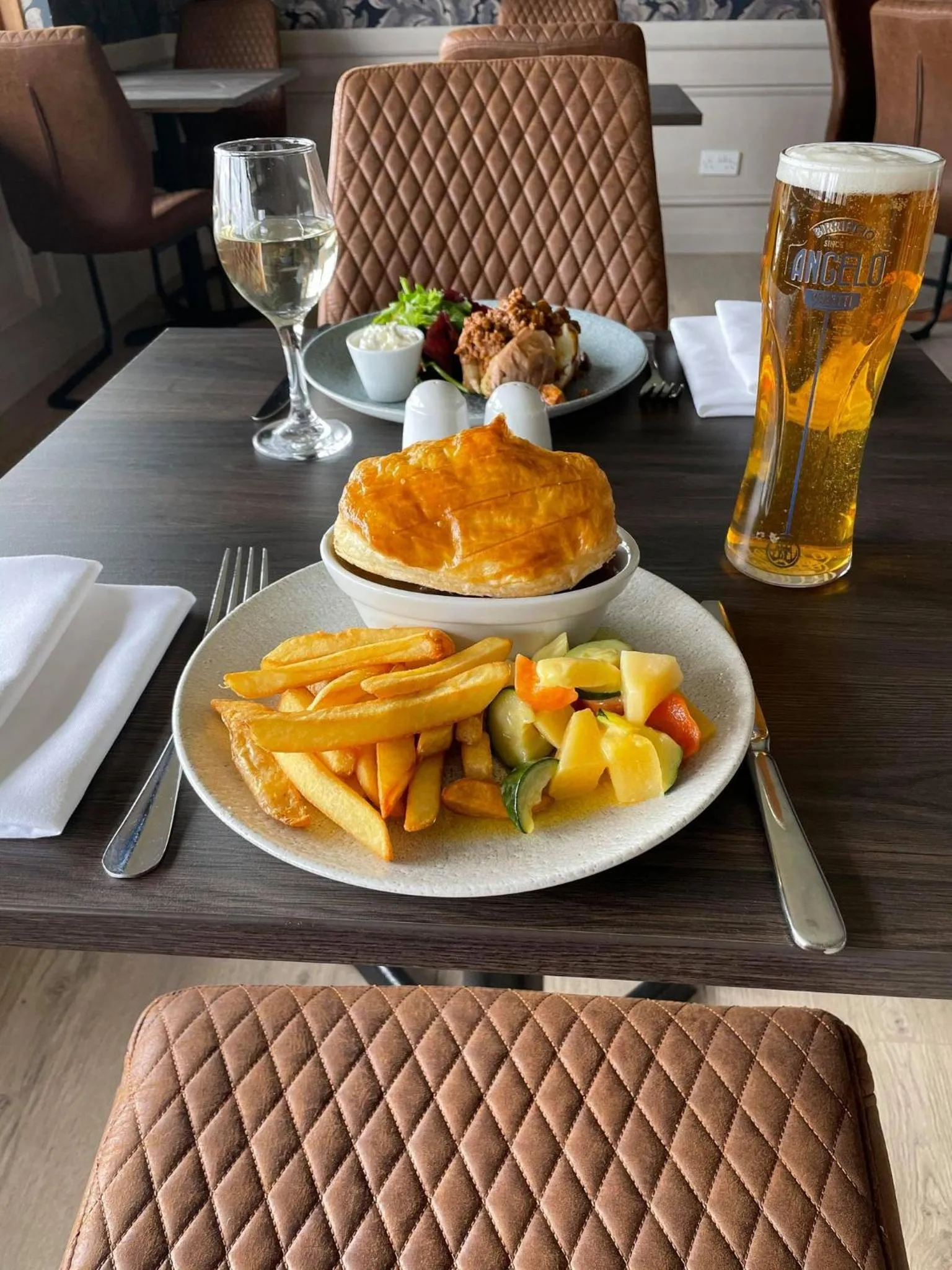 Food and drinks in The Inn At Charlestown