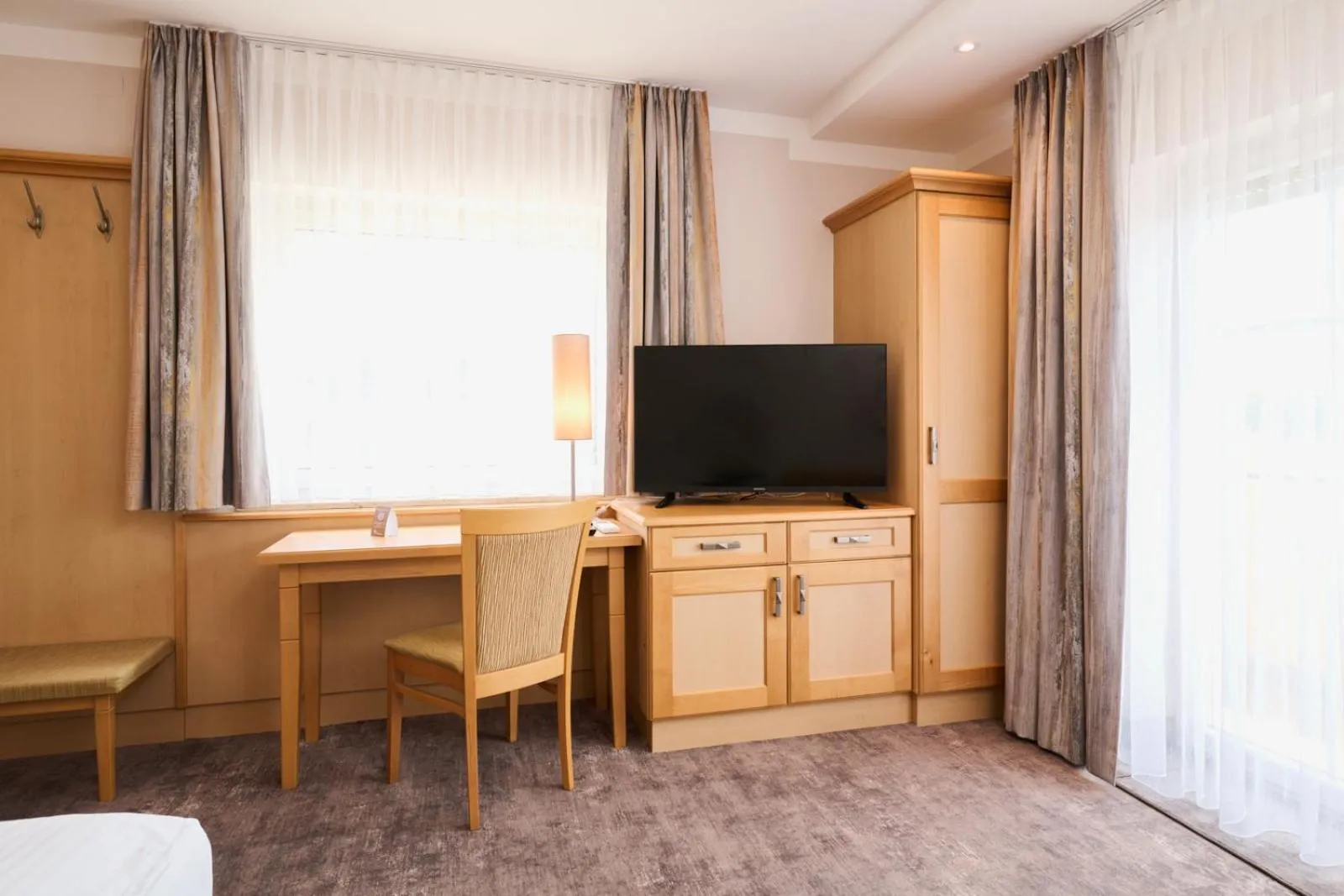 Photo of the whole room in Hotel SCHNEIDER