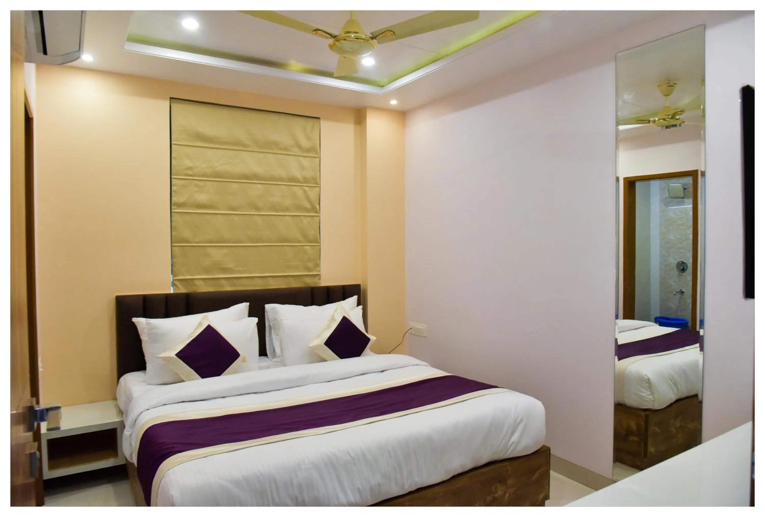 Bed in Hotel Siddharsh Heritage