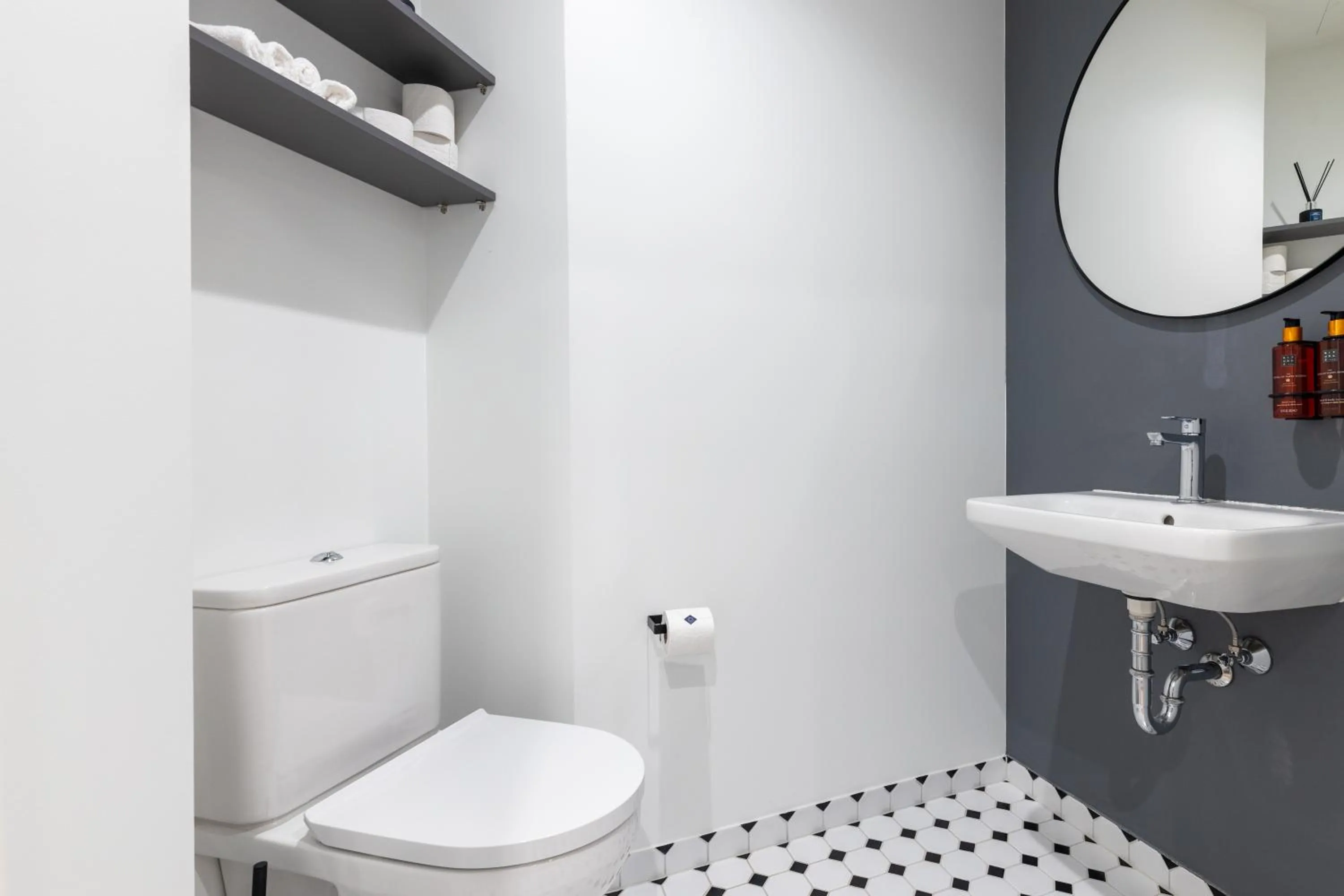 Bathroom in Bob W Tallinn City Centre - Ambassador