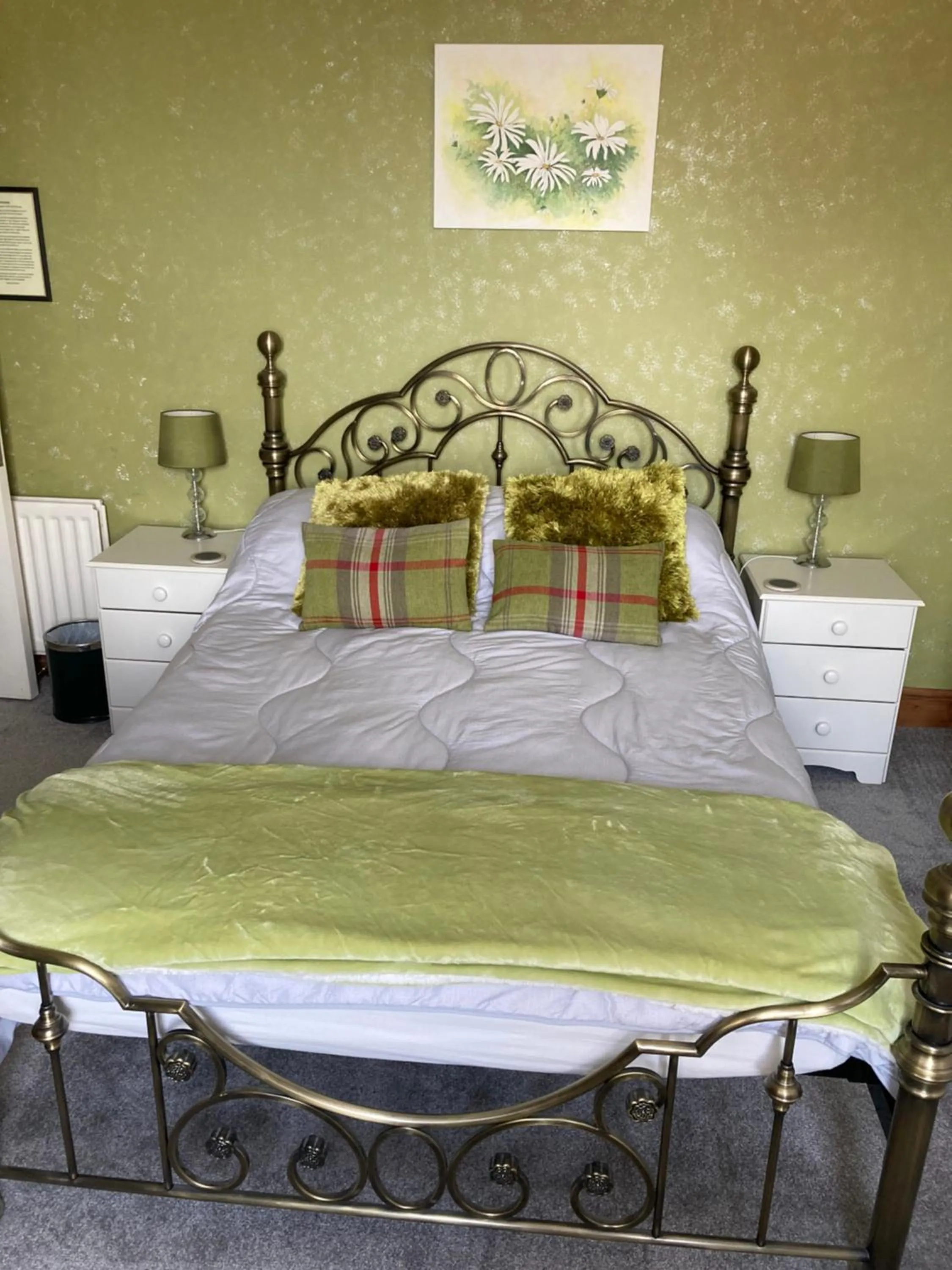 Property building, Bed in Ellies Guest House