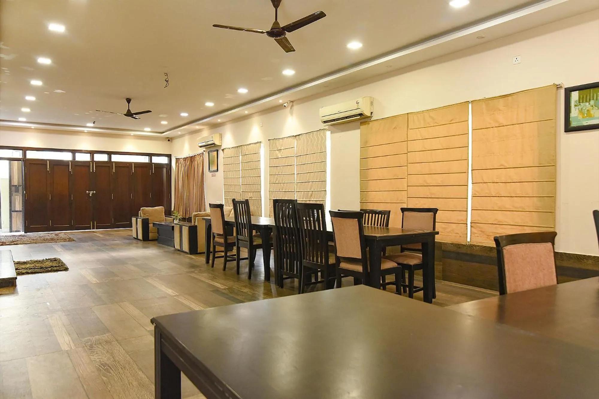 Lobby or reception in FabHotel All In One Saltlake - Opp BJ Market Complex