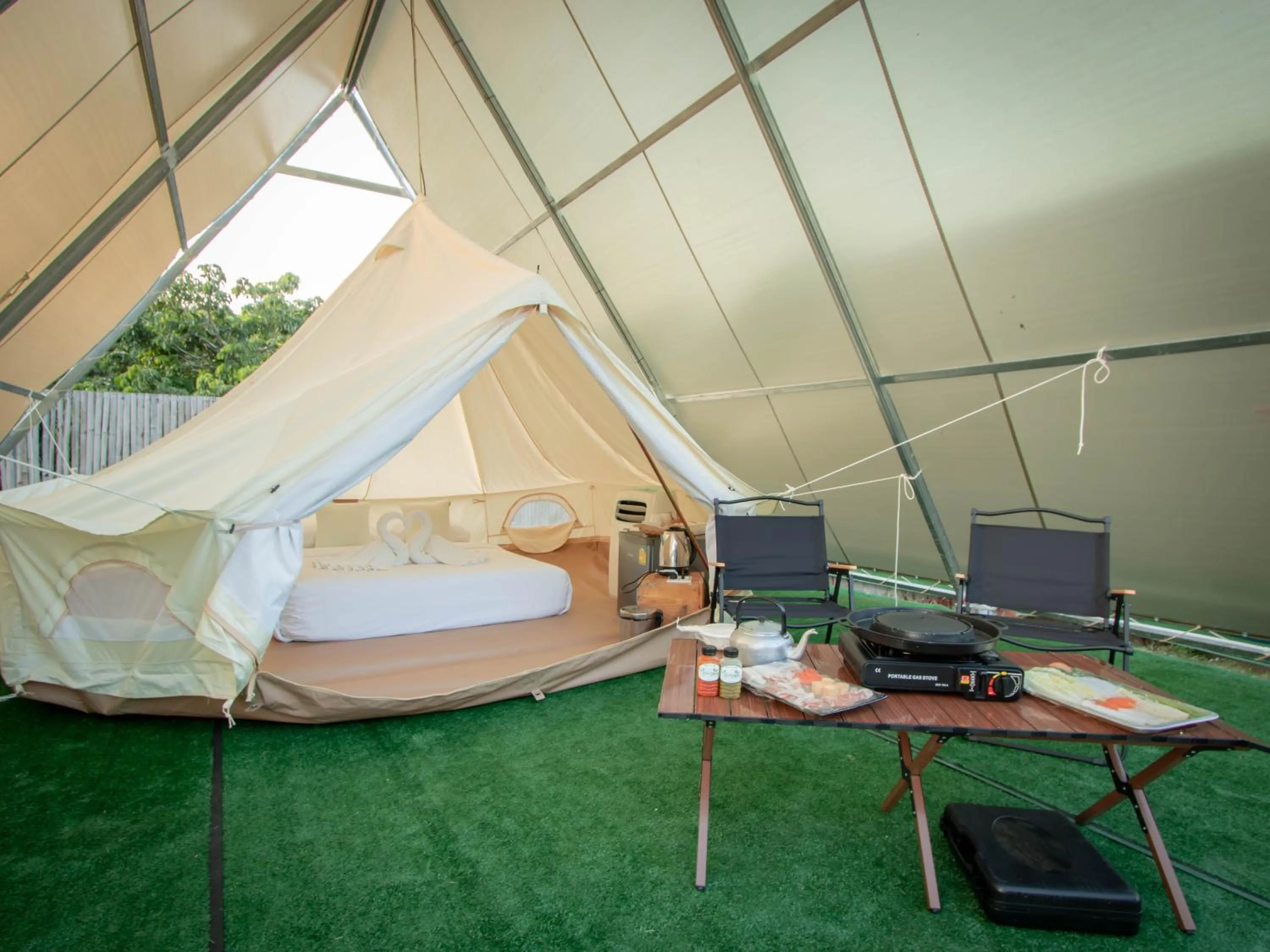 Bedroom, Bed in ไร่บำรุงผล Raibumrungphol