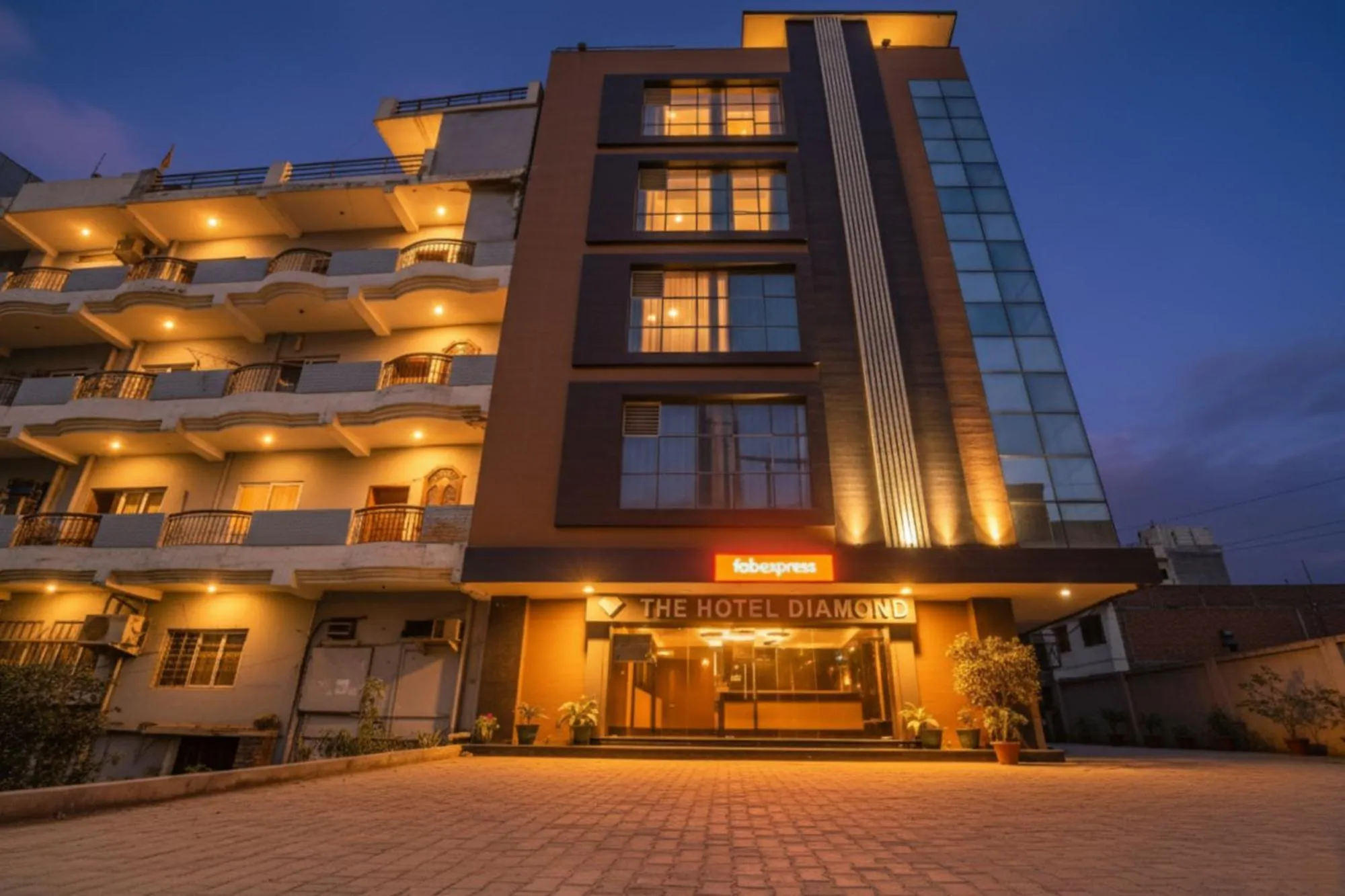 Property building in FabHotel The Diamond