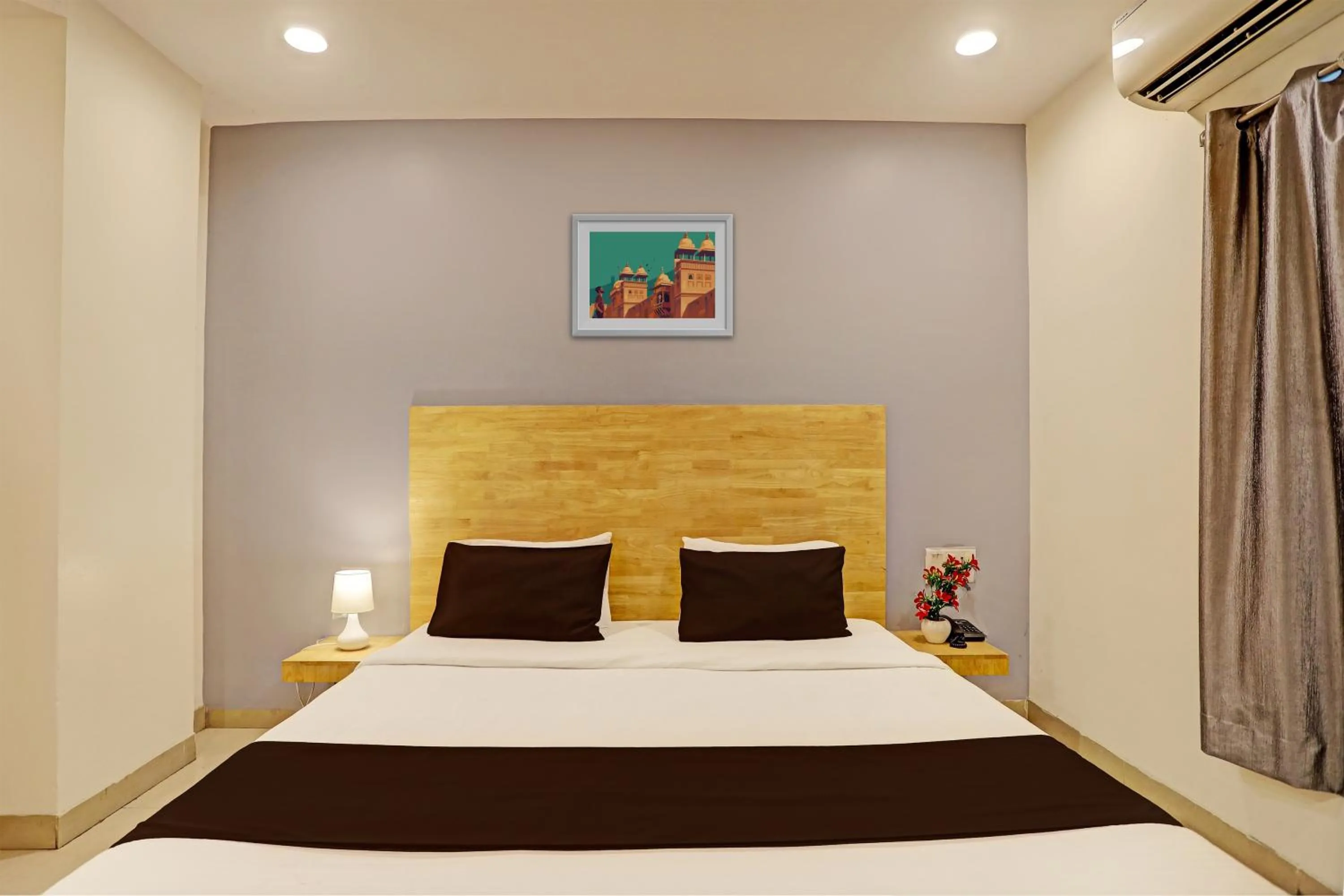 Bedroom, Bed in OYO 76687 HYD620-MOCA