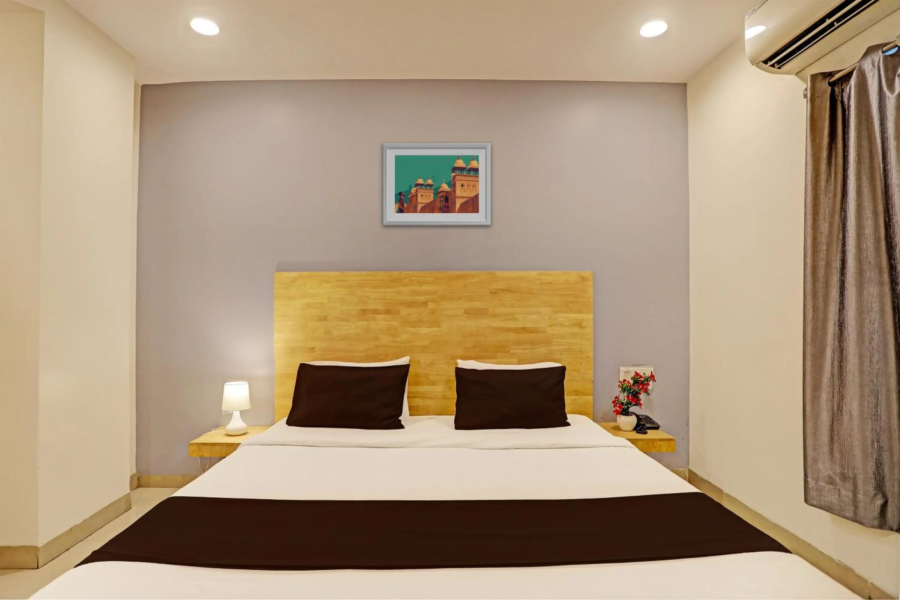 Bedroom, Bed in OYO 76687 HYD620-MOCA