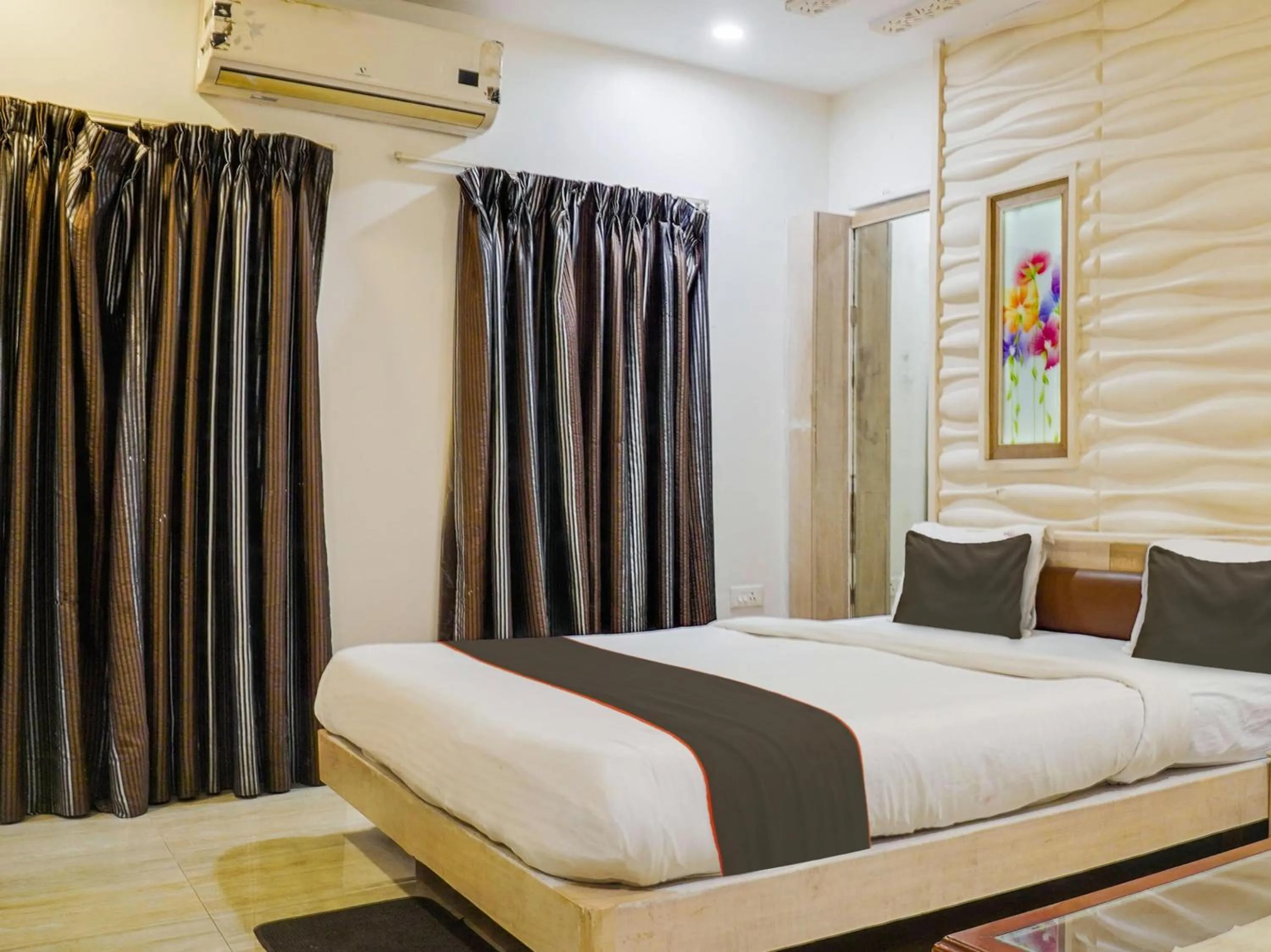Classic Triple Room - single occupancy in Hotel O Smriti Star