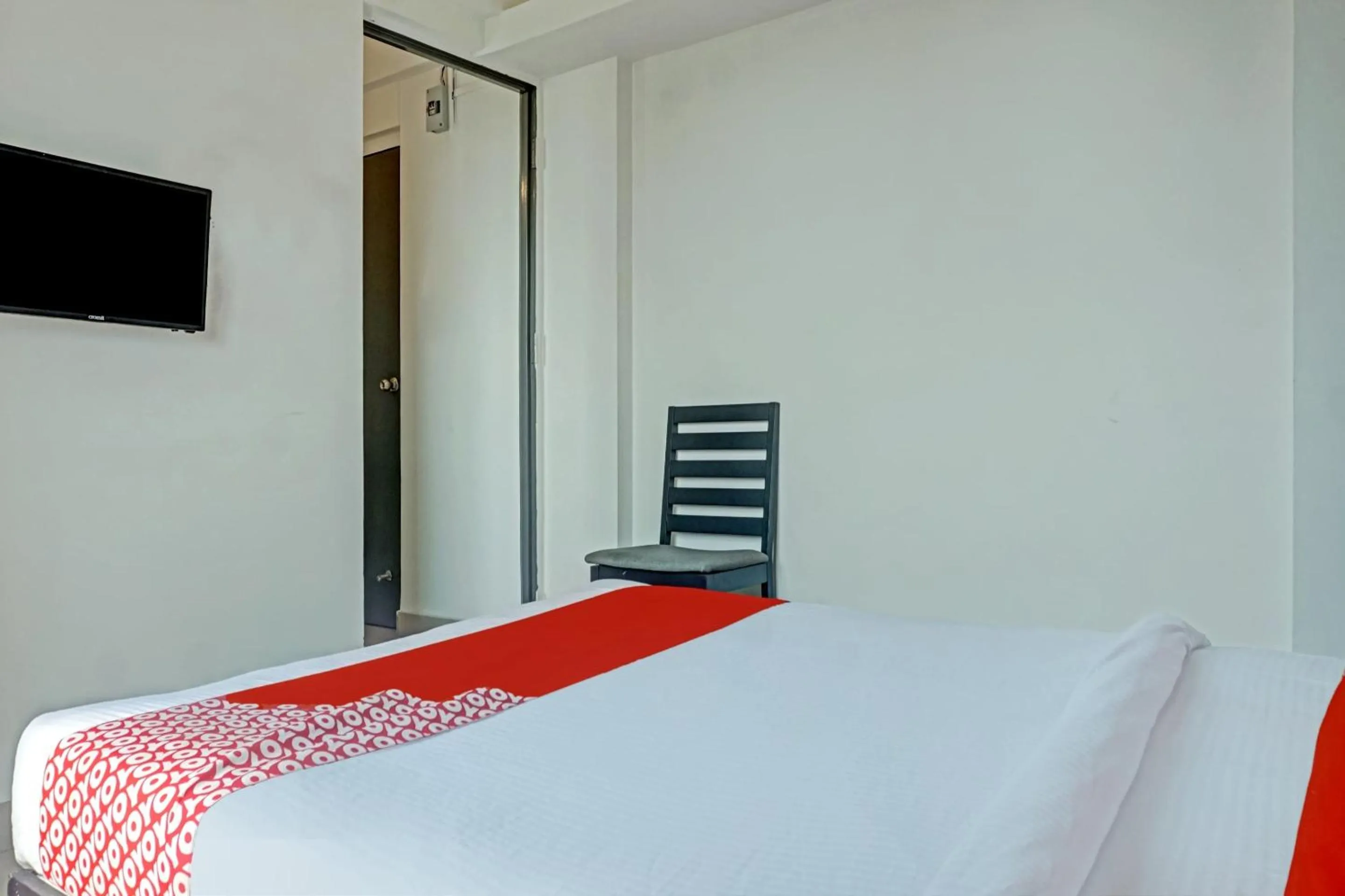 Bedroom in Hotel O Green Leaves