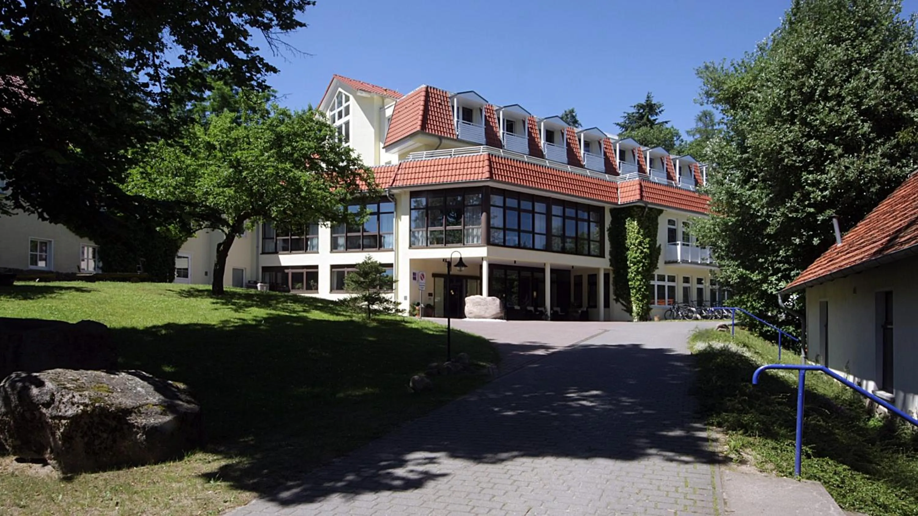 Facade/entrance in Hotel Haus Chorin