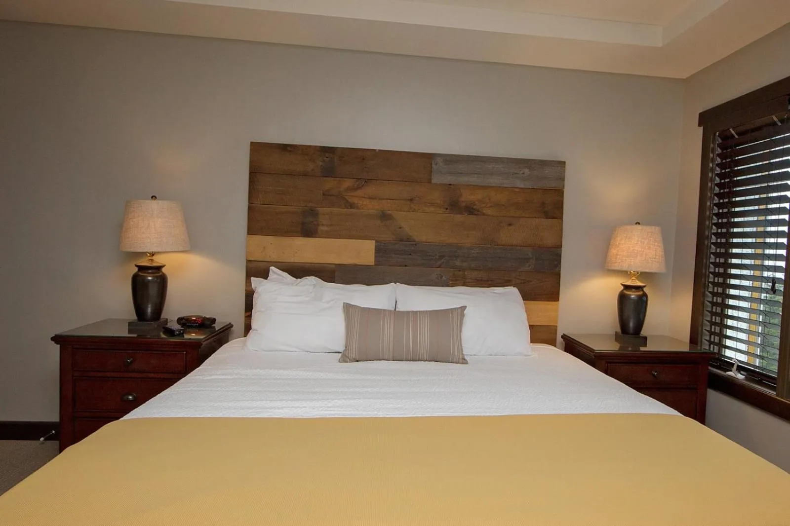 Bed in Corduroy Inn and Lodge, Trademark Collection by Wyndham