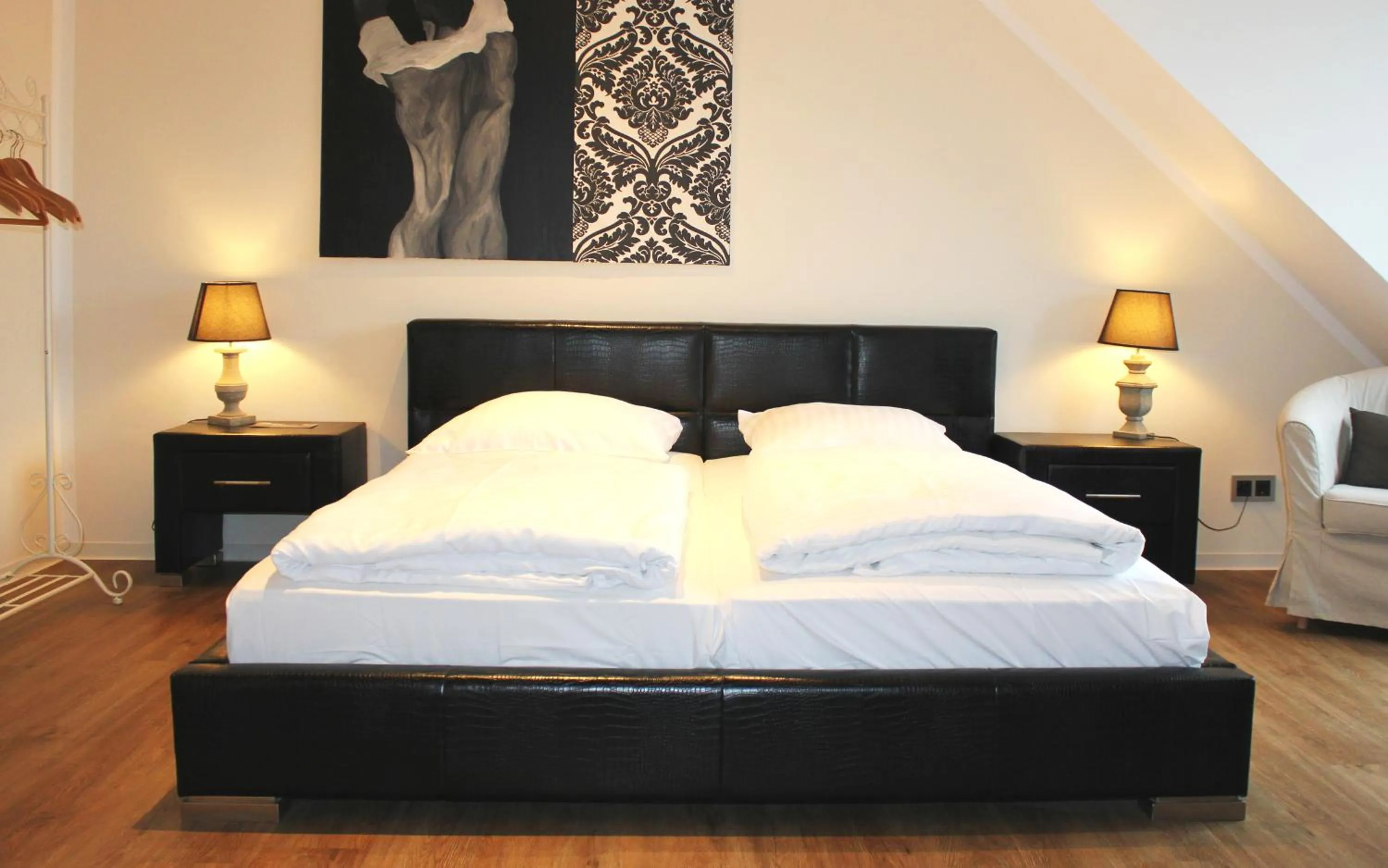 Bed in Hotel Victoria