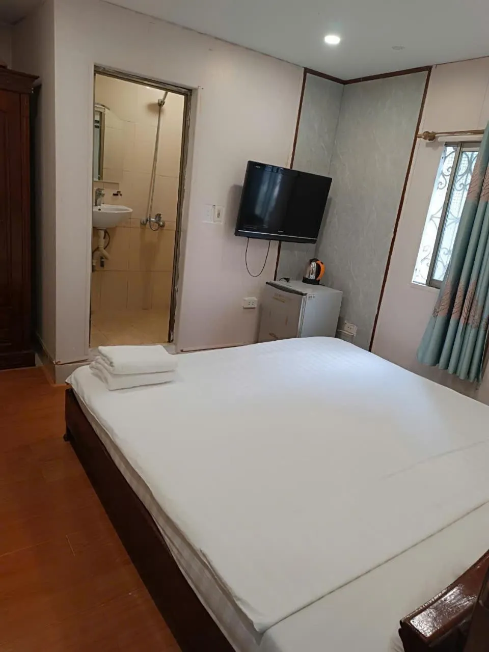 Bed in Hanoi Carina Hotel