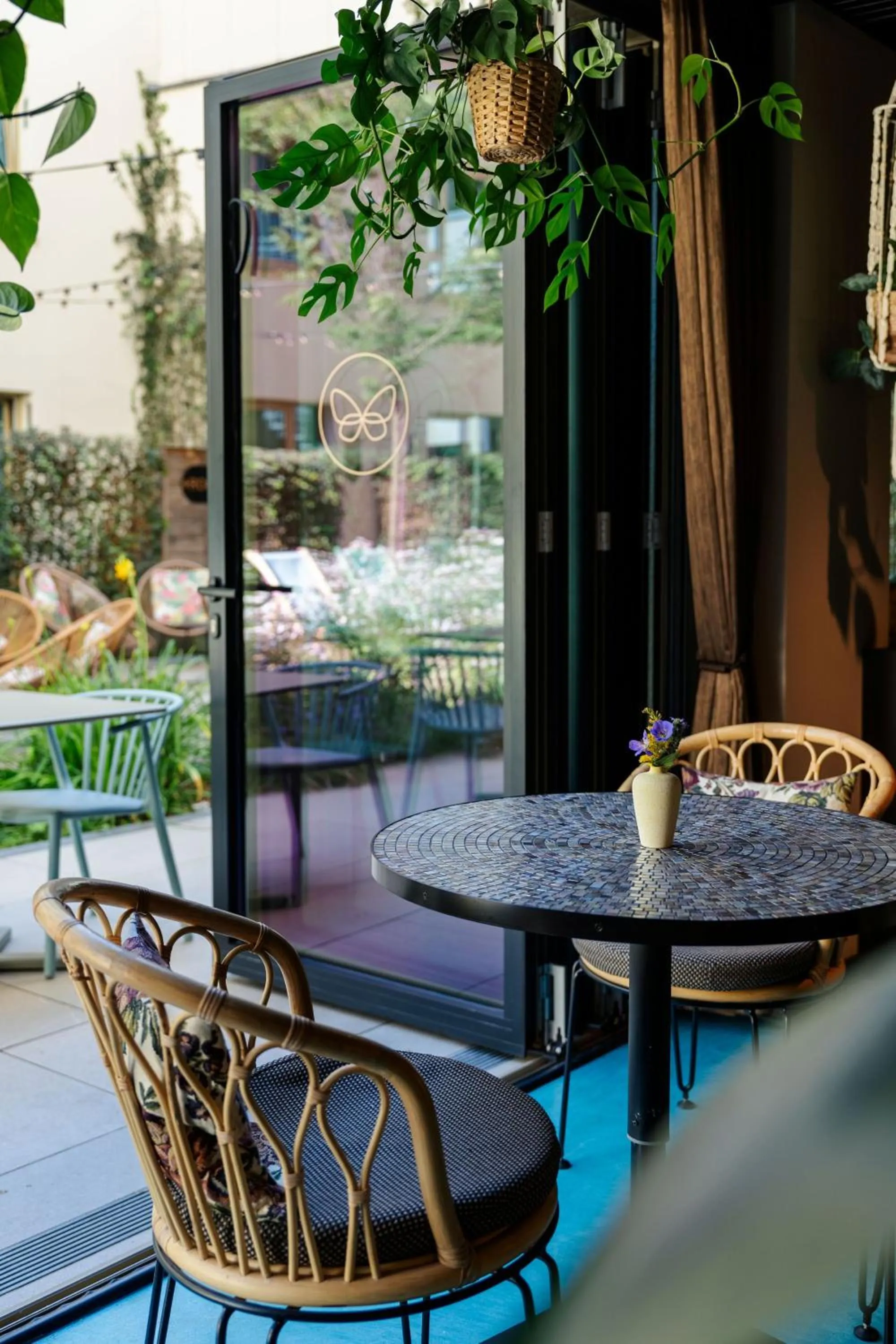 Seating area in Cocoon Sendlinger Tor