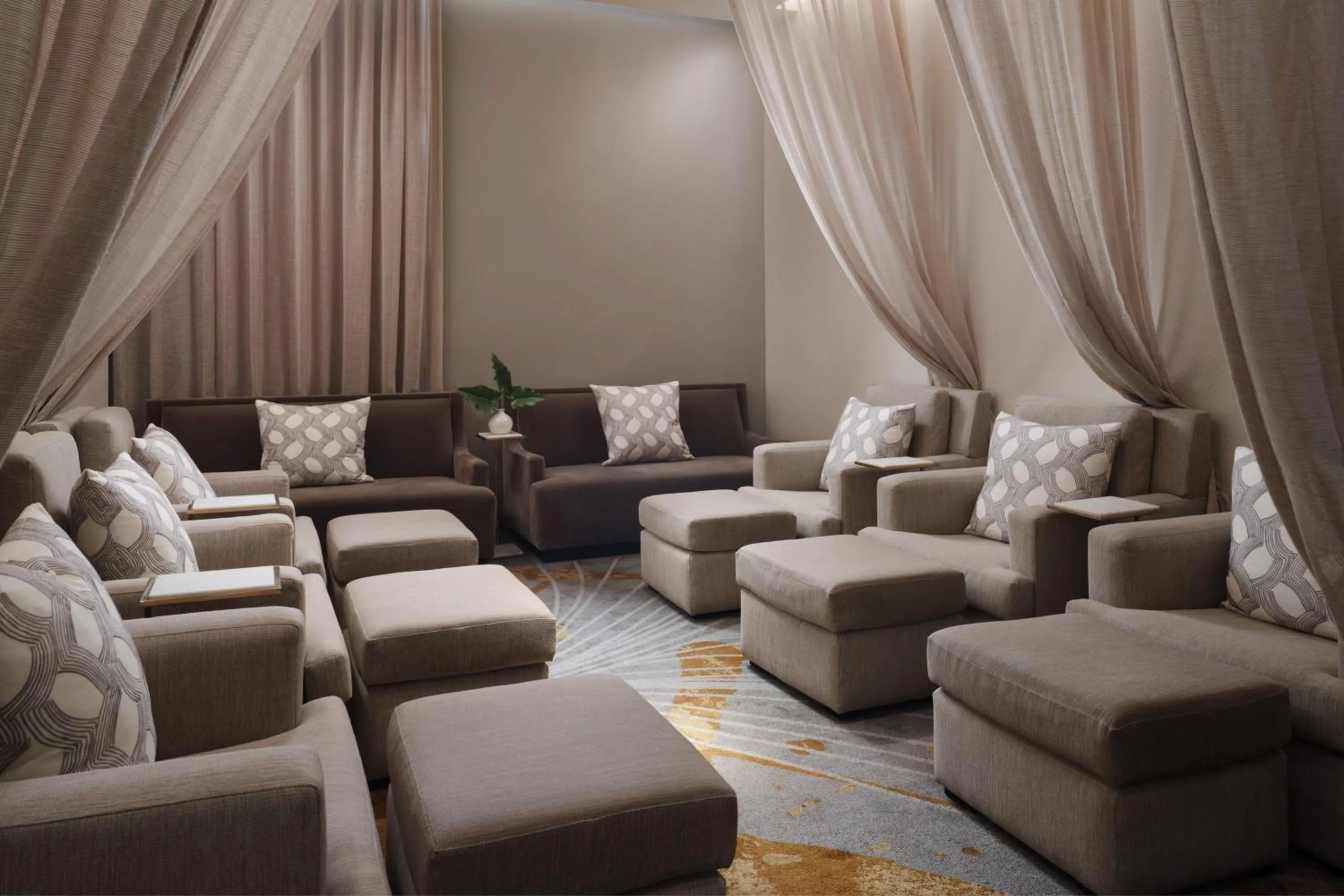 Lounge or bar in JW Marriott Charlotte