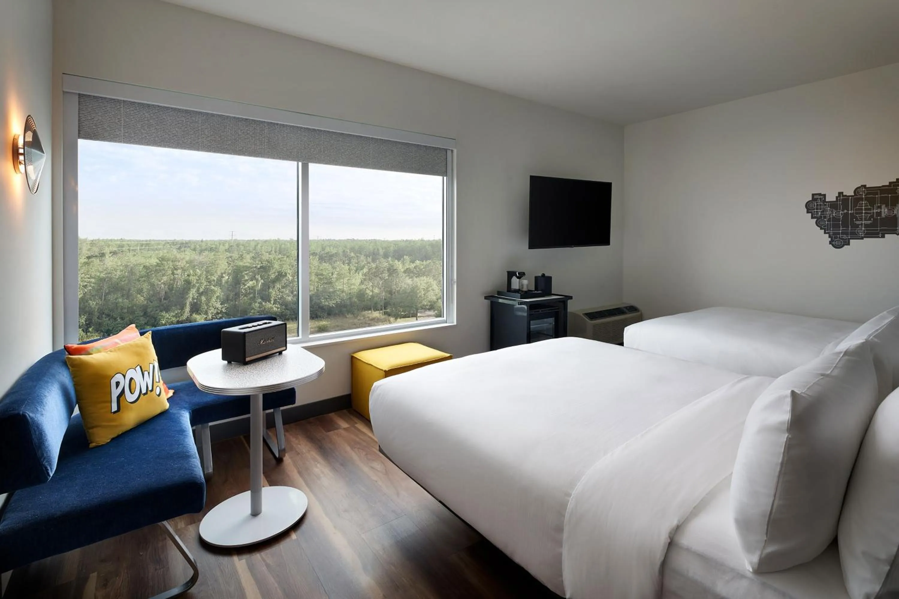 Photo of the whole room, Bed in Aloft Orlando International Drive by Marriott