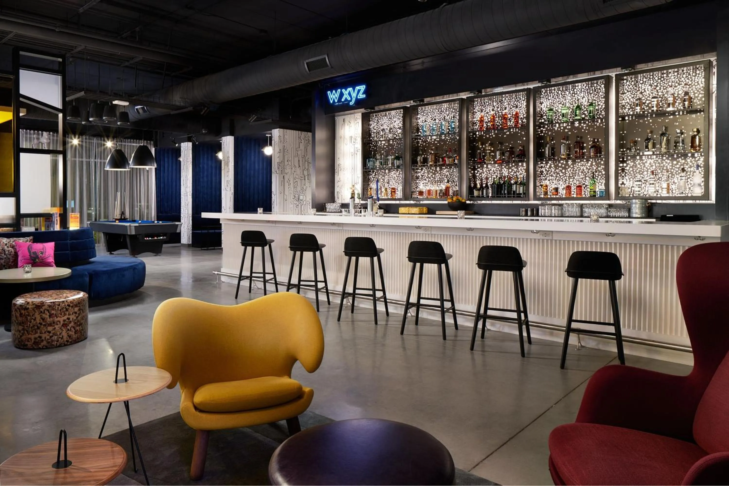 Lounge or bar in Aloft Orlando International Drive by Marriott