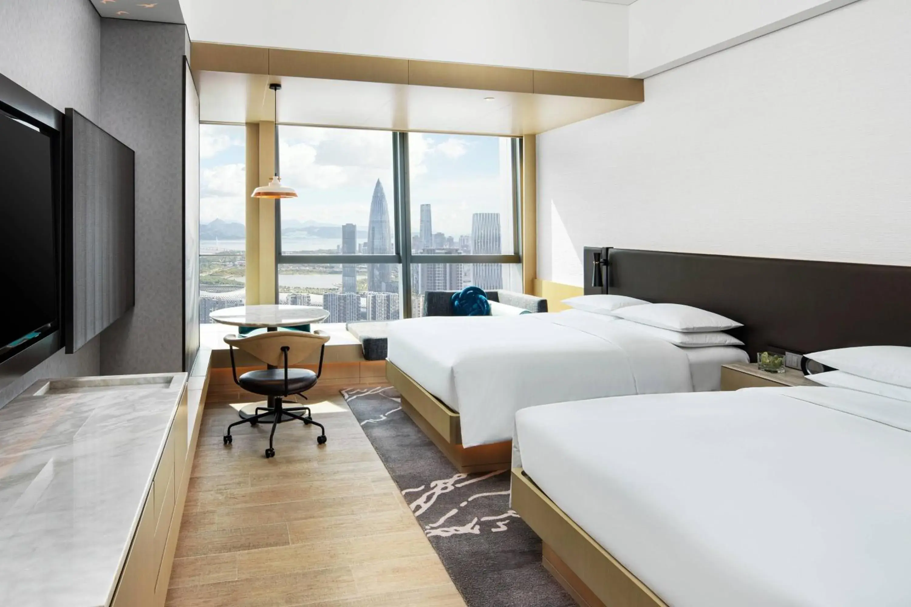 Premium double room with 2 double beds and bay view in Renaissance Shenzhen Bay Hotel Premium double room with 2 double beds and bay view in Renaissance Shenzhen Bay Hotel