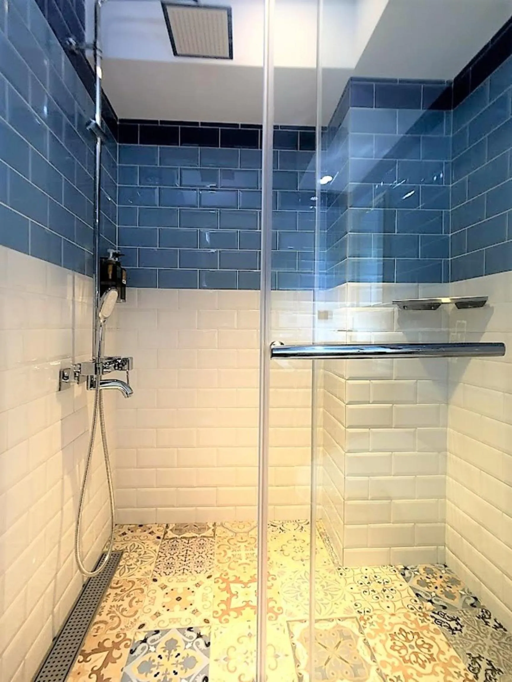 Bathroom in Journey Town Inn