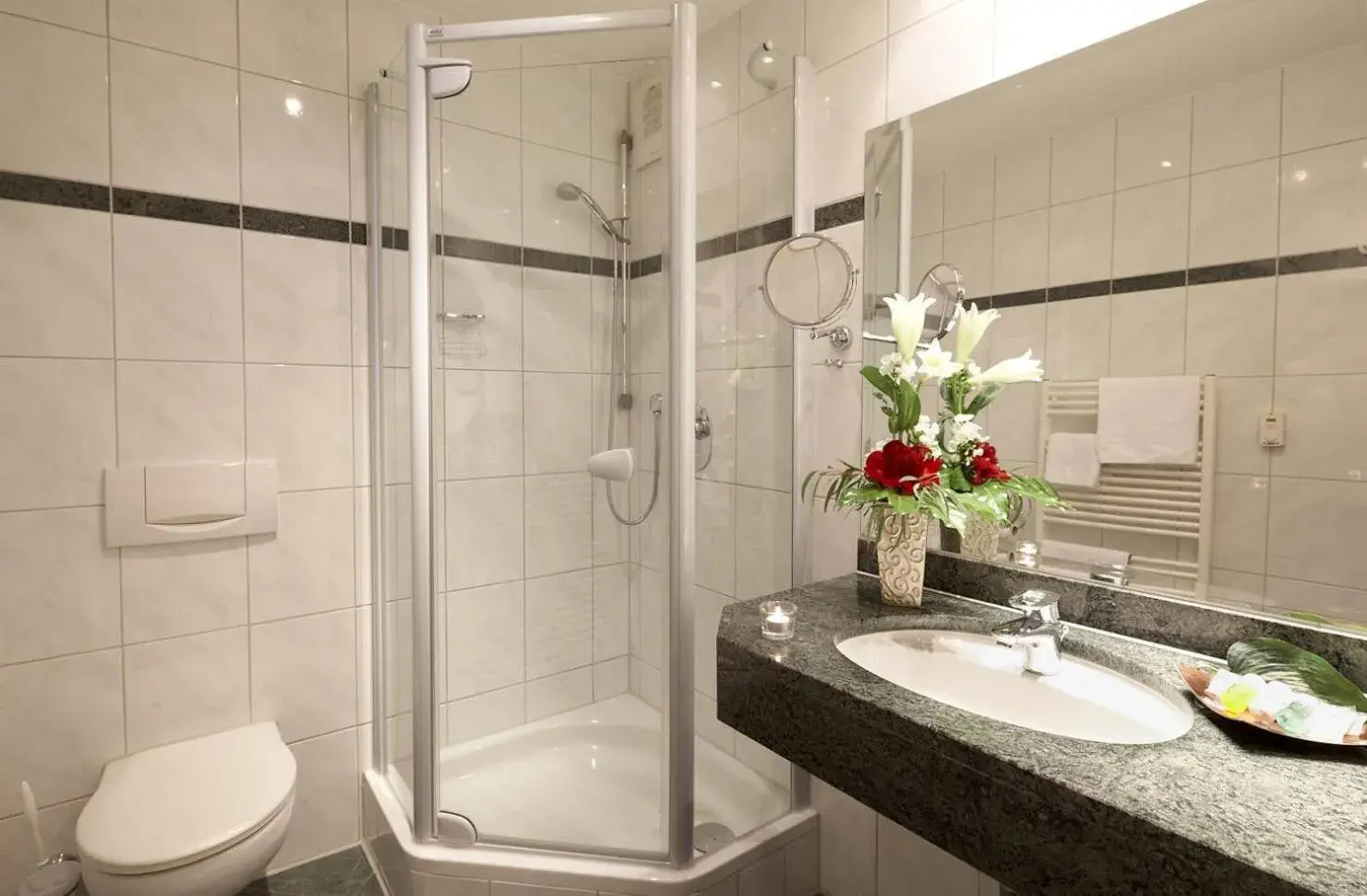 Comfort Double Room in Hotel Ochsen Stuttgart Comfort Double Room in Hotel Ochsen Stuttgart