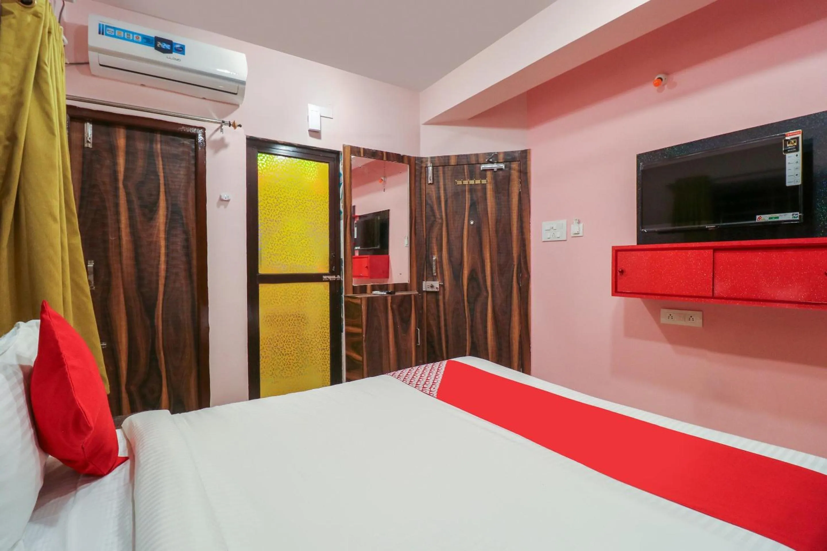 Bedroom, Bed in Collection O NEOSTAY TOWN HOUSE